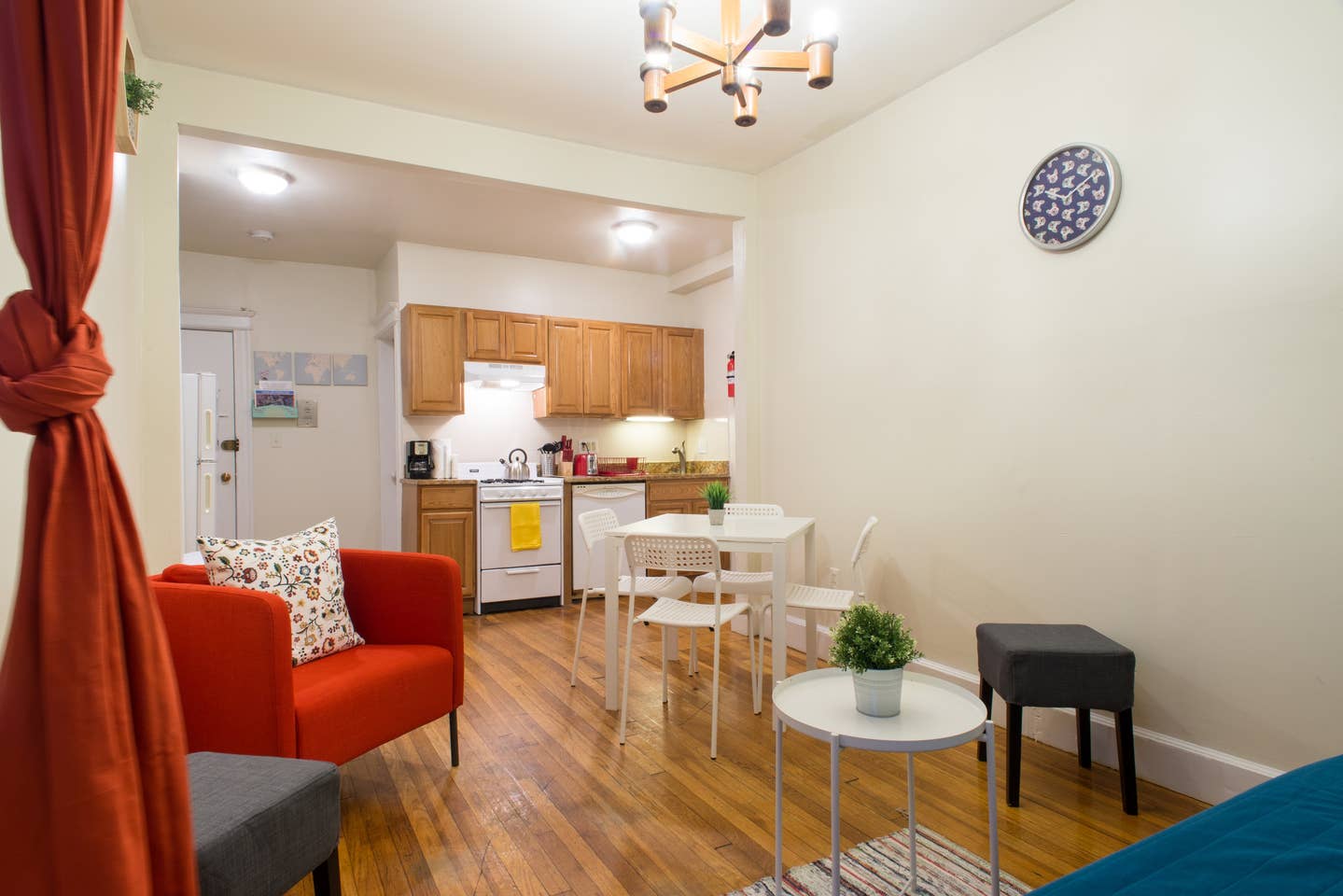 2 bed, 1 bath apartment for rent at 58 Queensberry St Unit 7, Fenway — photo 4 of 9