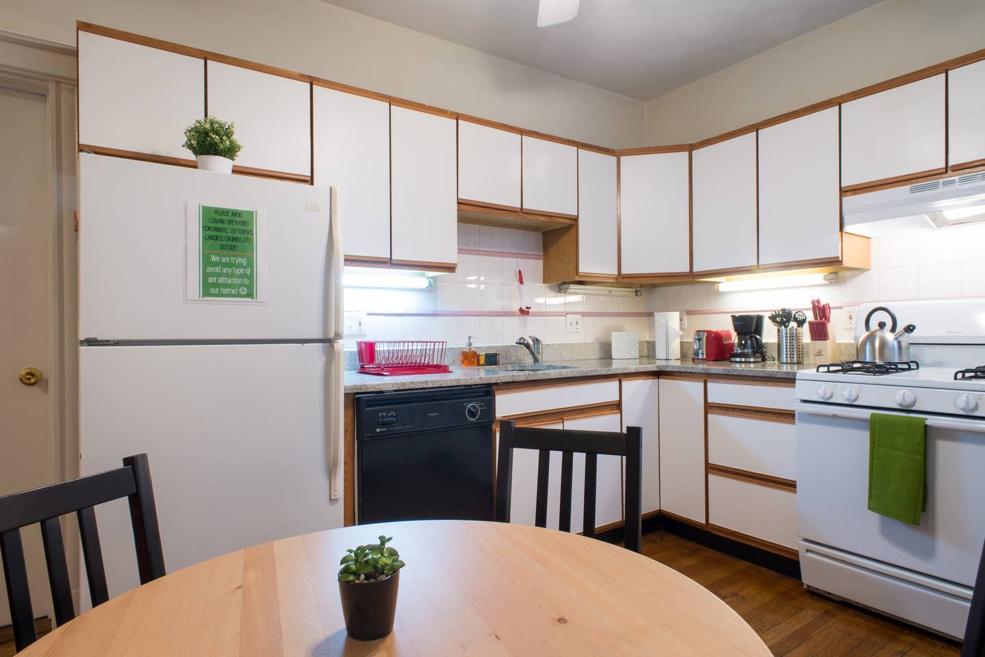 2 bed, 1 bath apartment for rent at 56 Queensberry St Unit 18, Fenway — photo 1 of 9