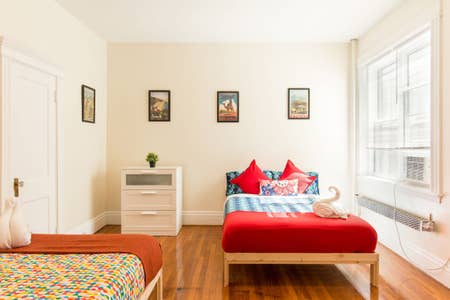 3 bed, 2 bath apartment for rent at 23 Euston St Unit 2, Brookline Hills — photo 4 of 17