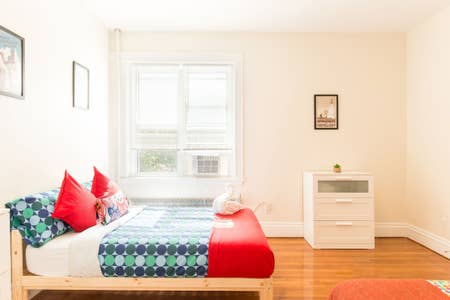3 bed, 2 bath apartment for rent at 23 Euston St Unit 2, Brookline Hills — photo 5 of 17