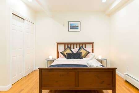 3 bed, 2 bath apartment for rent at 23 Euston St Unit 2, Brookline Hills — photo 9 of 17