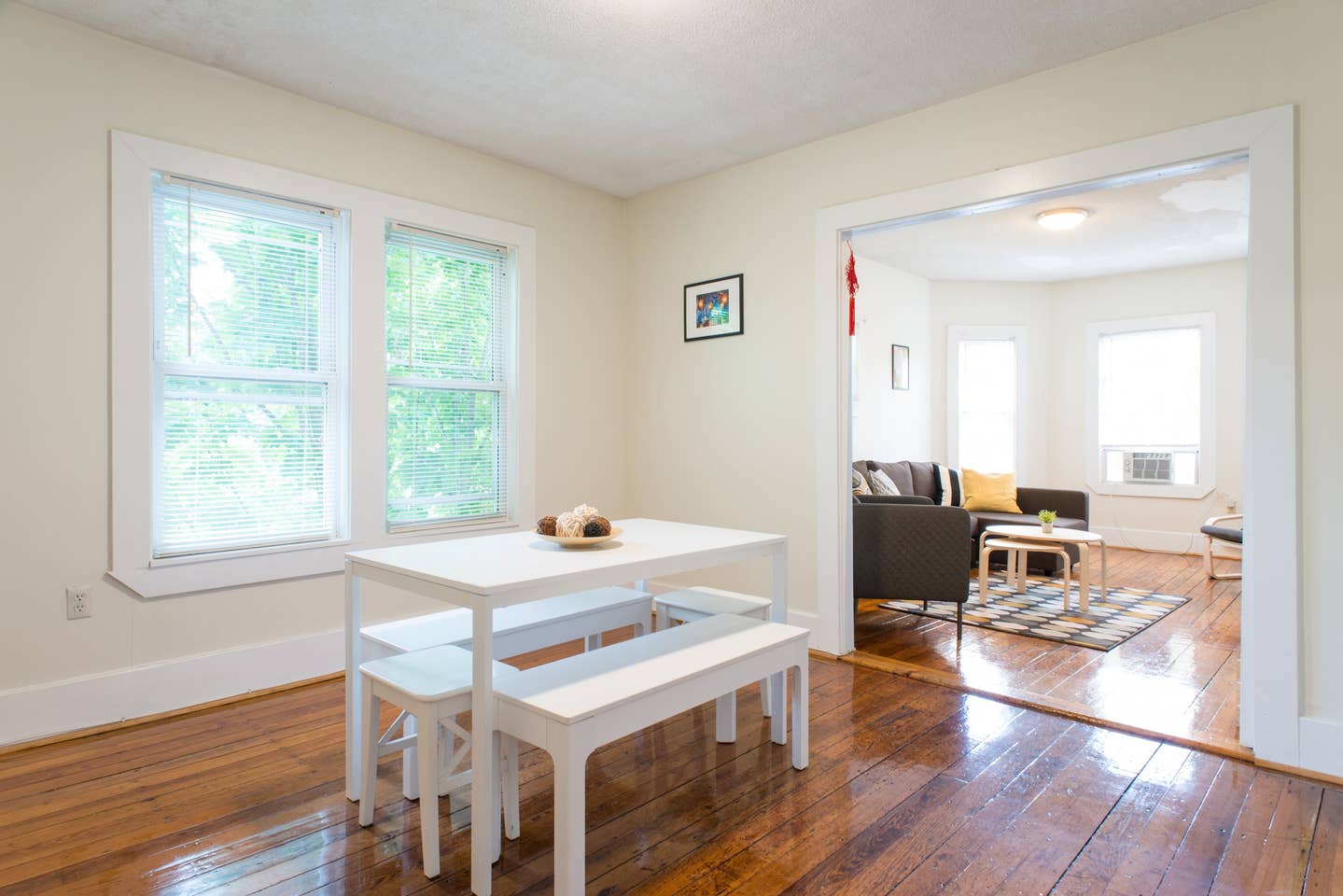 6 bed, 2 bath apartment for rent at 124 Brook St Unit 3, Brookline Hills — photo 3 of 7