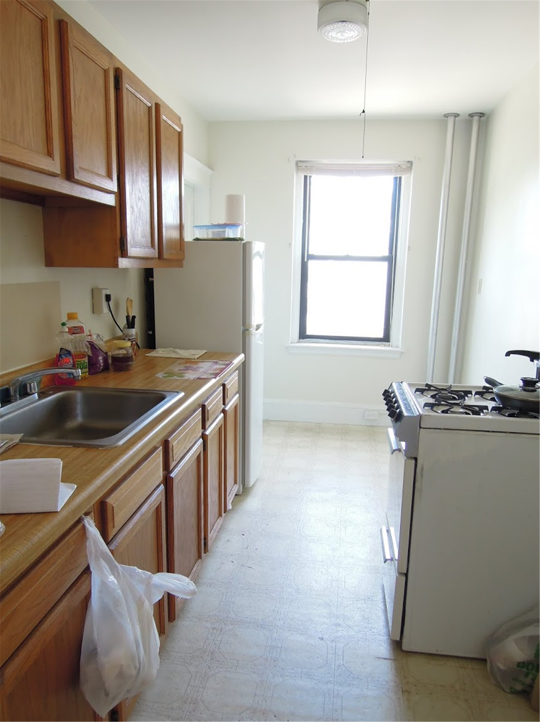 1 bed, 1 bath apartment for rent at 349 Pleasant St Unit B2-5, Malden — photo 5 of 7