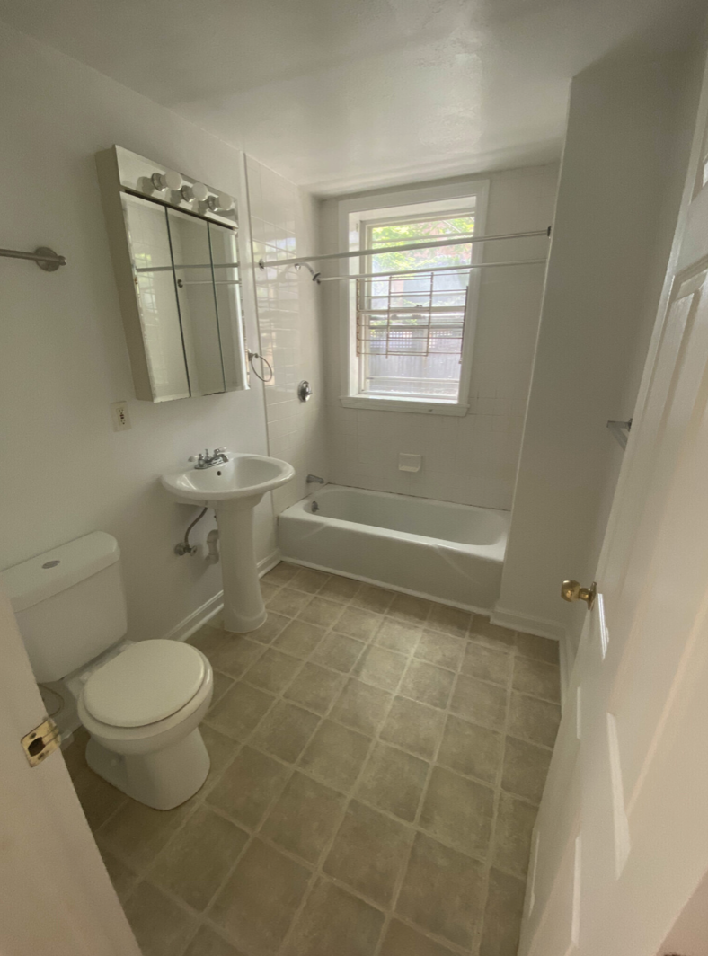2 bed, 1 bath apartment for rent at 15 Centre St Unit I, Central Square — photo 2 of 6