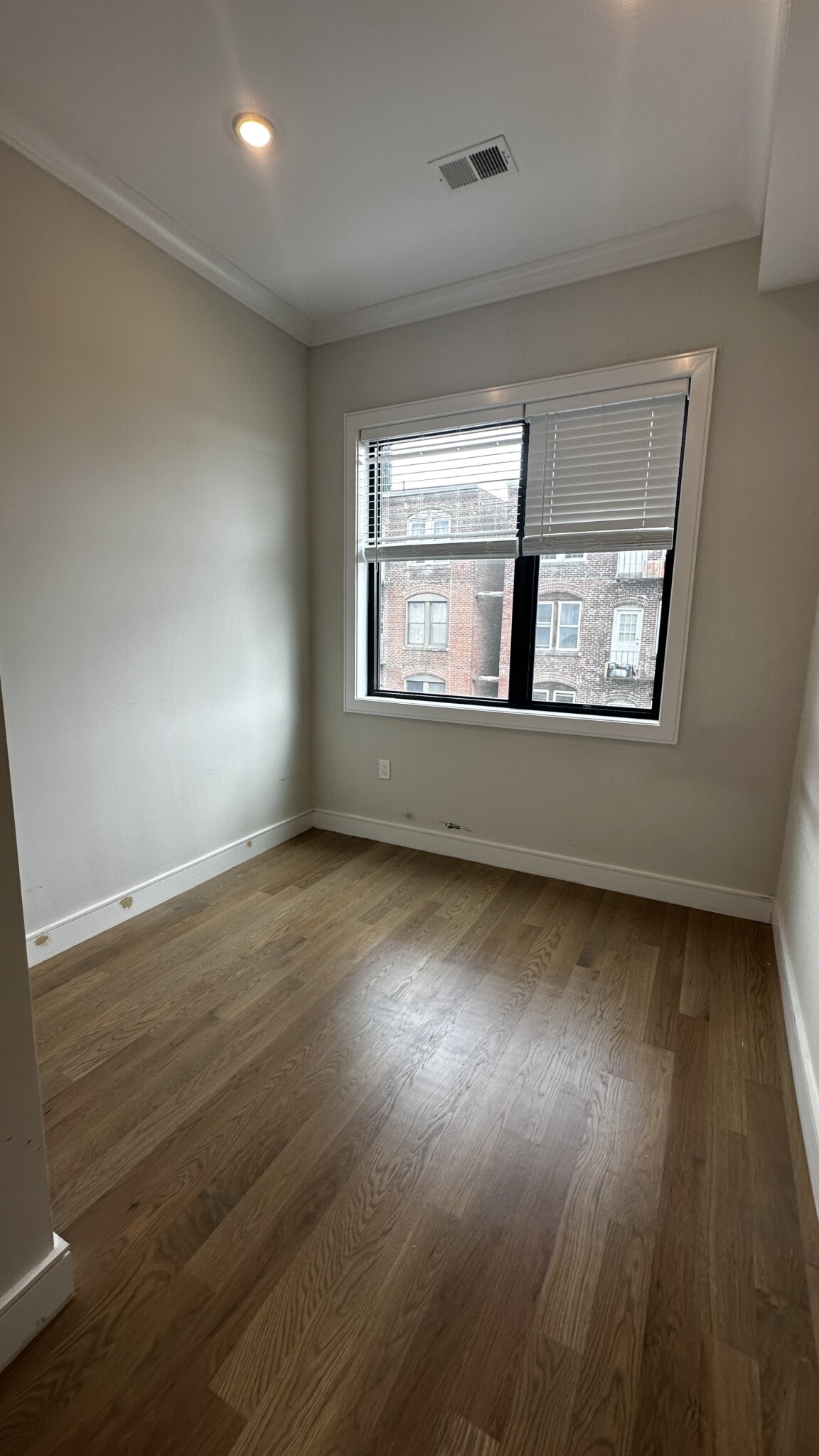 16 Highgate St, Allston