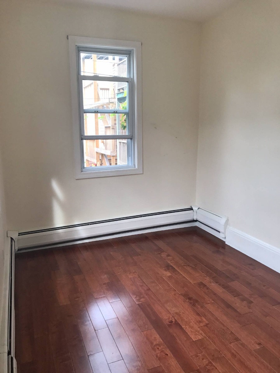 224 Chelsea St, East Boston