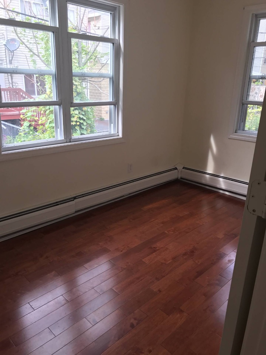 224 Chelsea St, East Boston