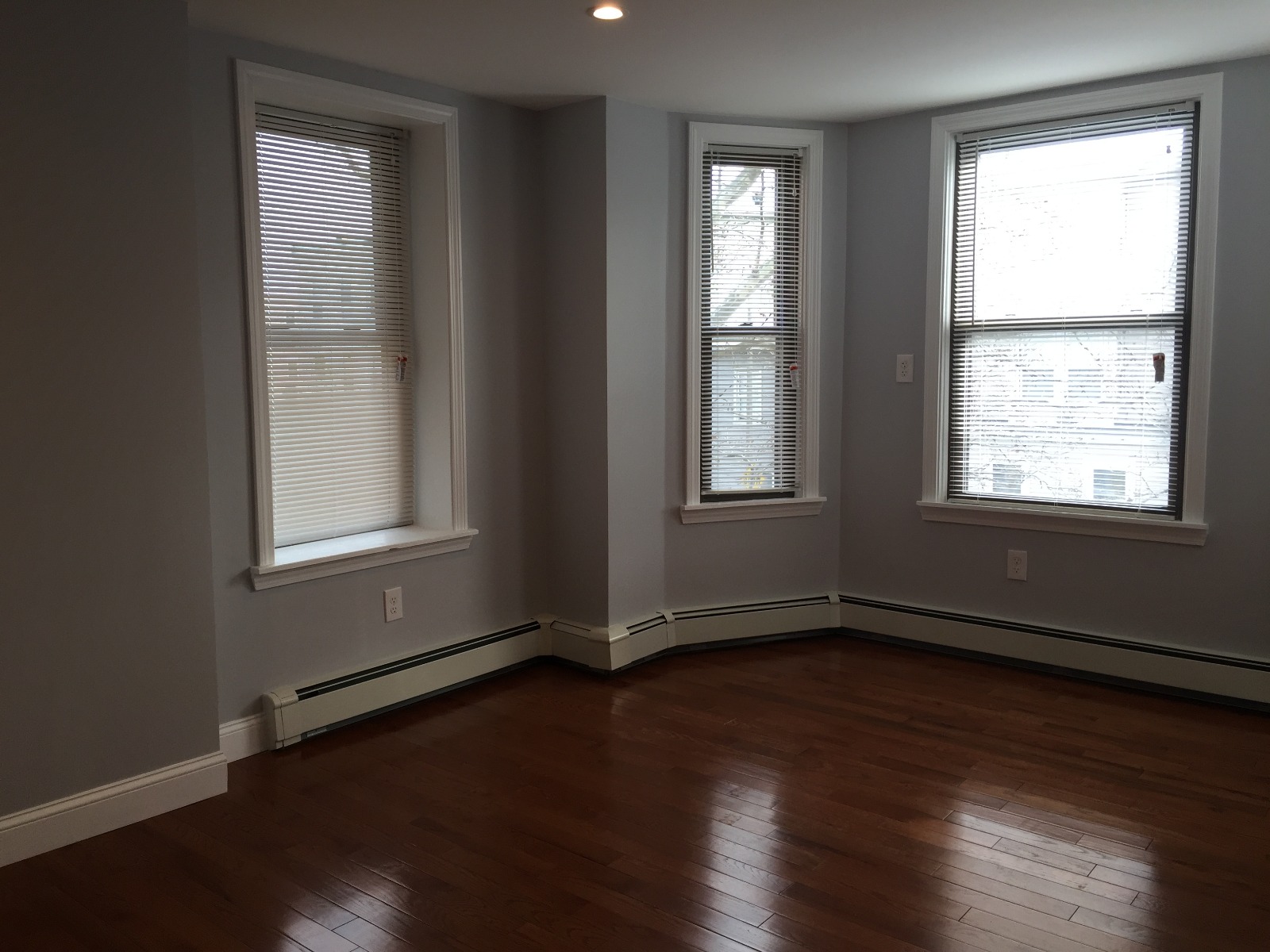 144 Chelsea St, East Boston