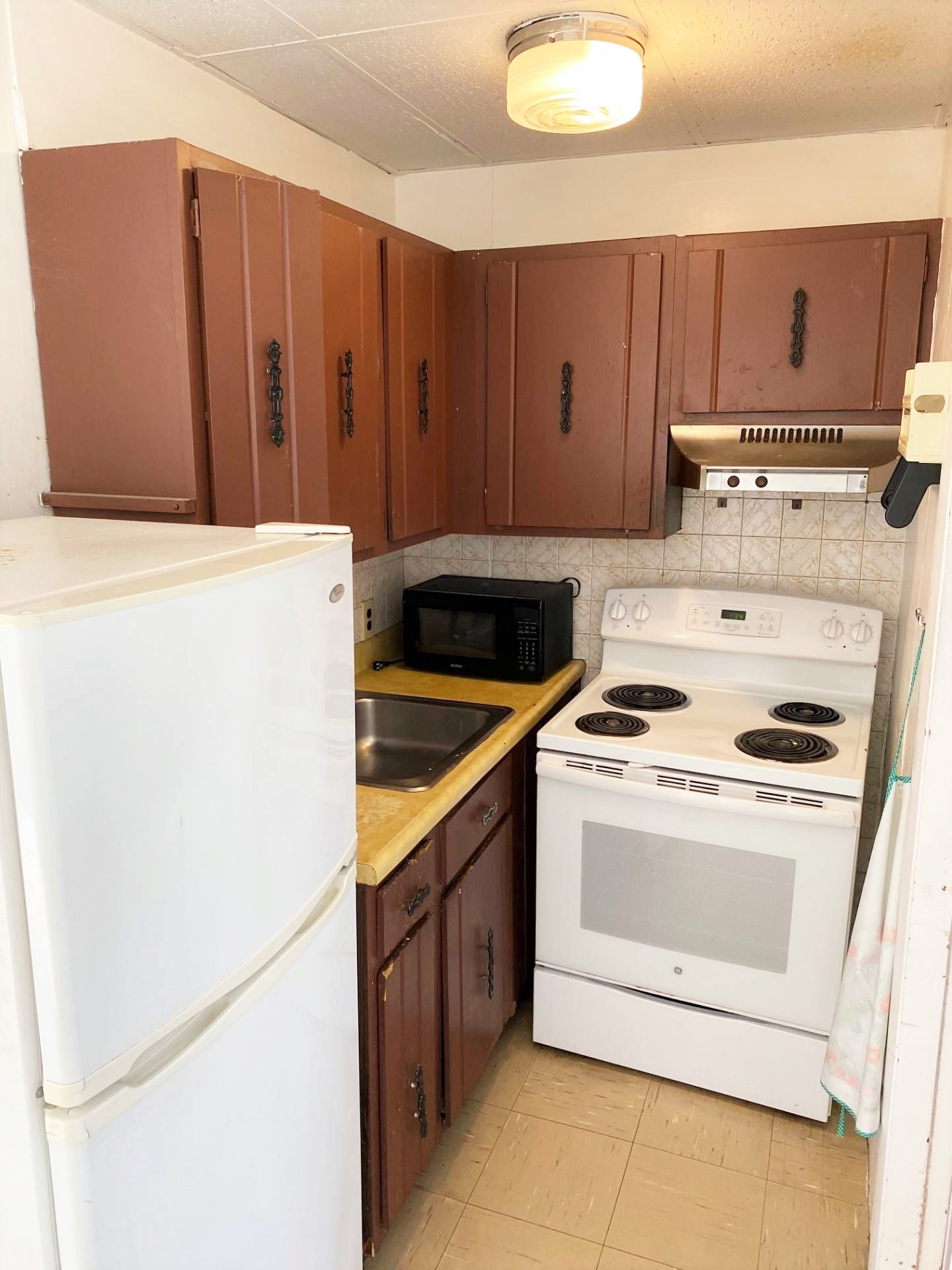 144 Chelsea St, East Boston