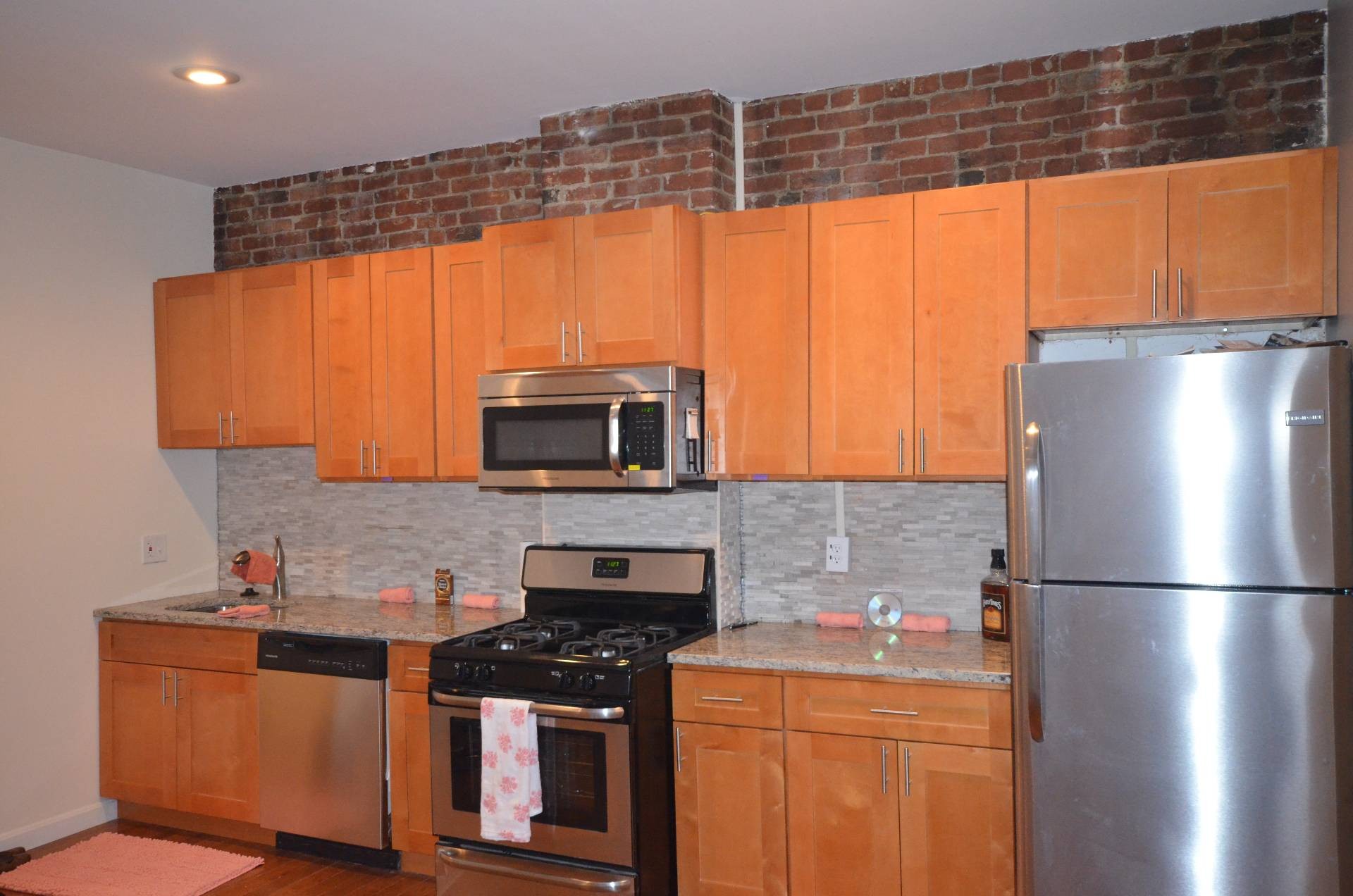 147 Meridian St, East Boston