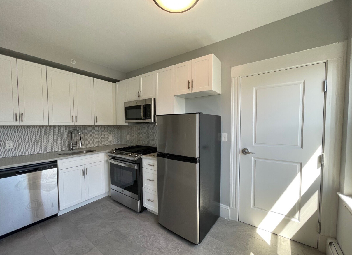 233 Lafayette St, Salem