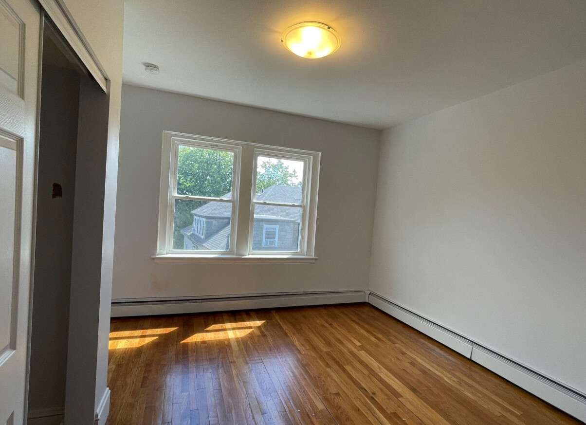 233 Lafayette St, Salem