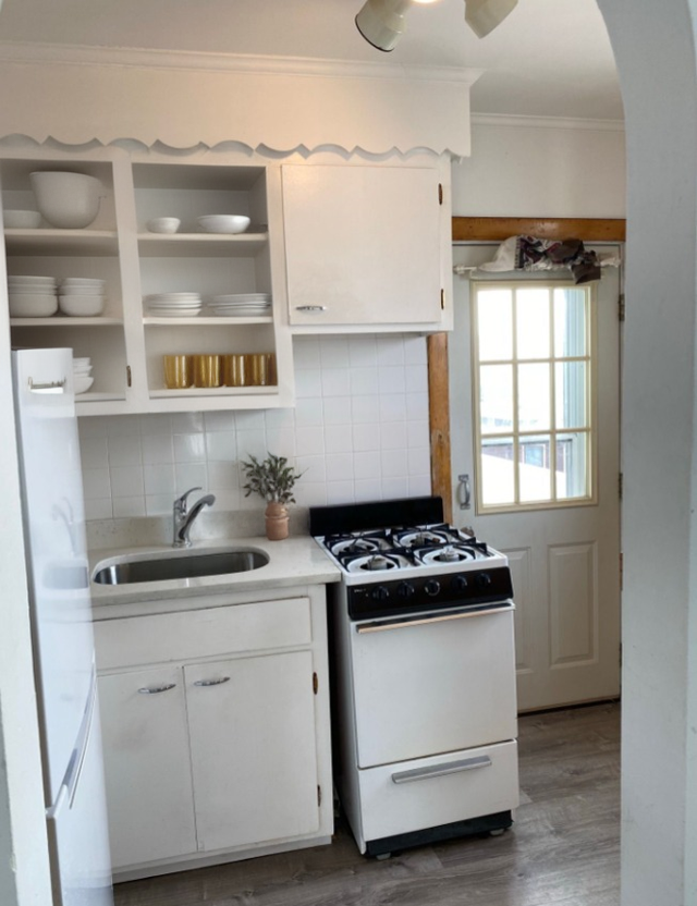 87 Winthrop Shore Dr, Winthrop