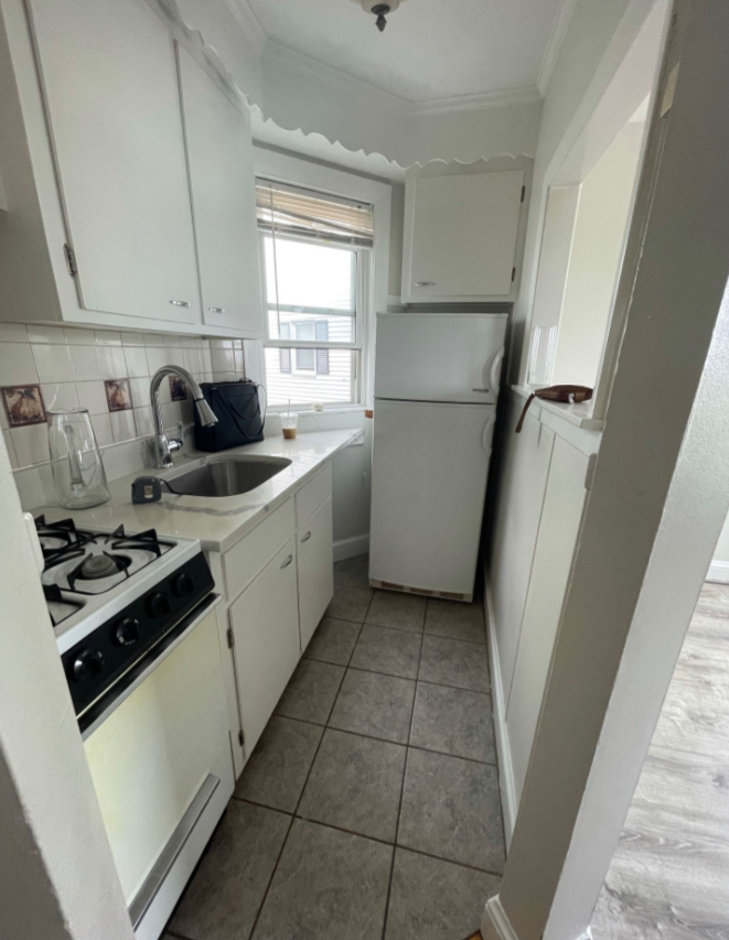 87 Winthrop Shore Dr, Winthrop