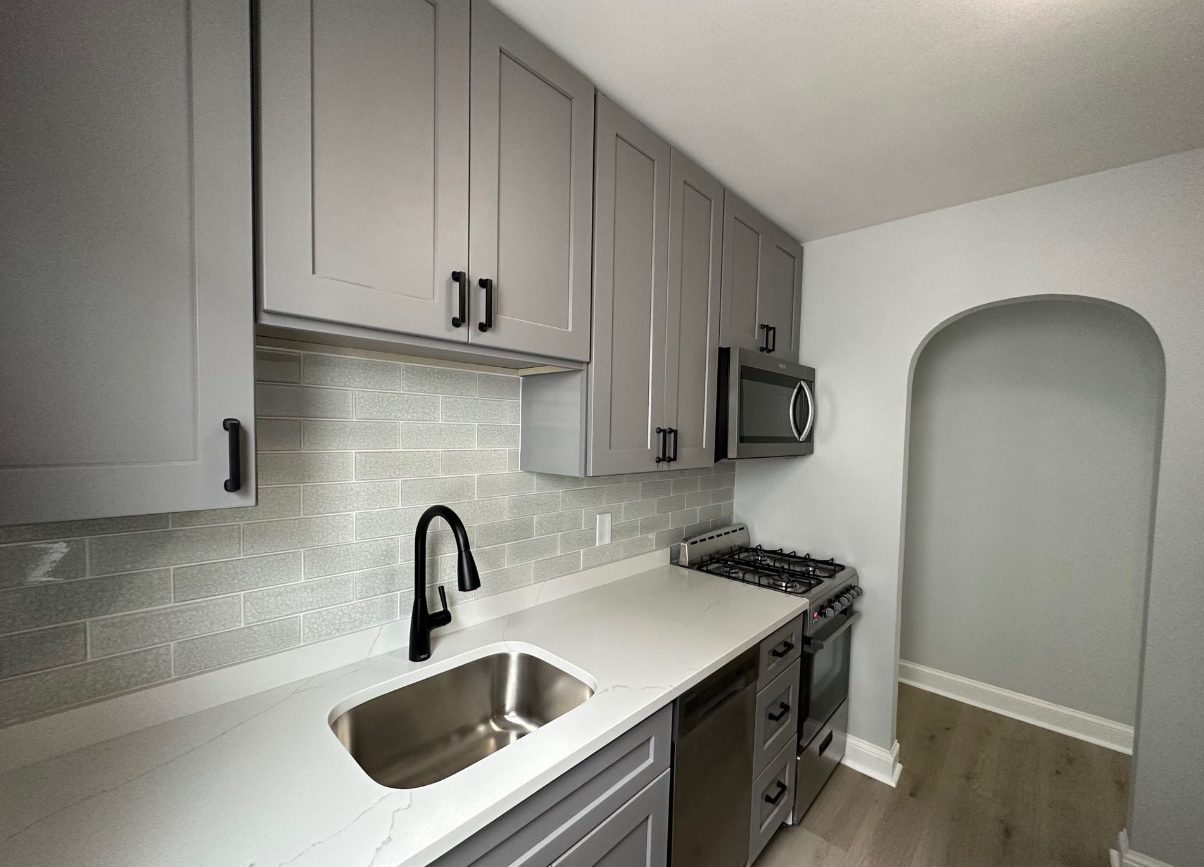 87 Winthrop Shore Dr, Winthrop