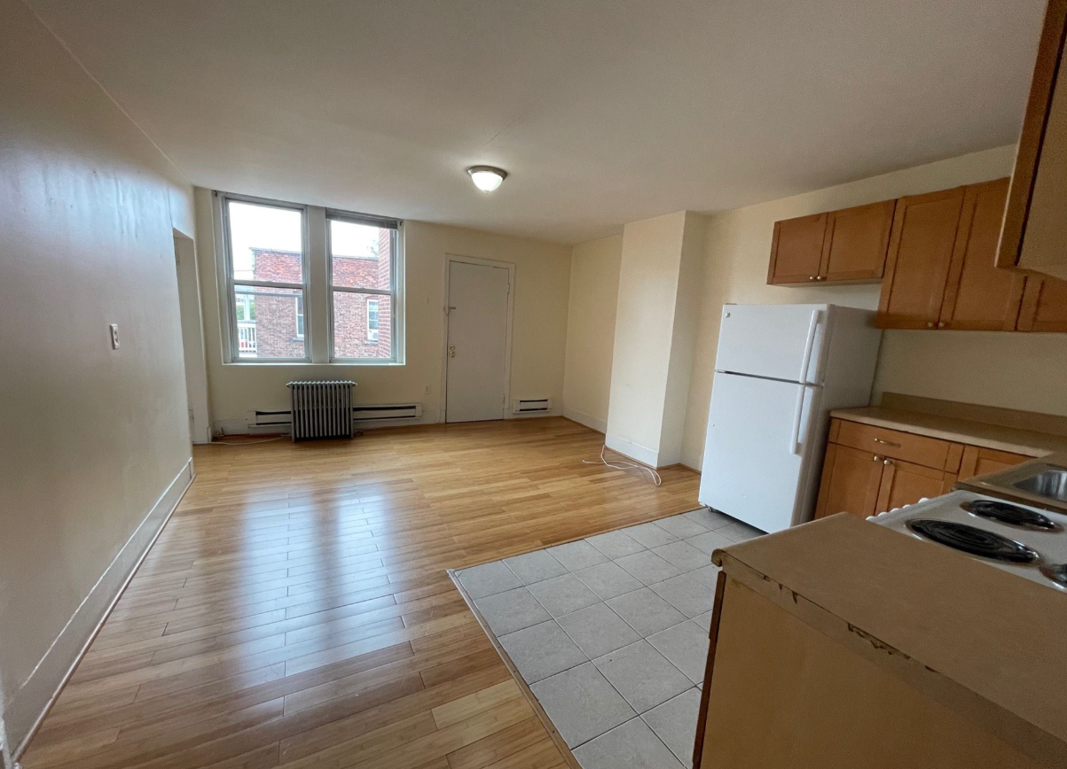 Photos of apartment on Maverick St.,Boston MA 02128