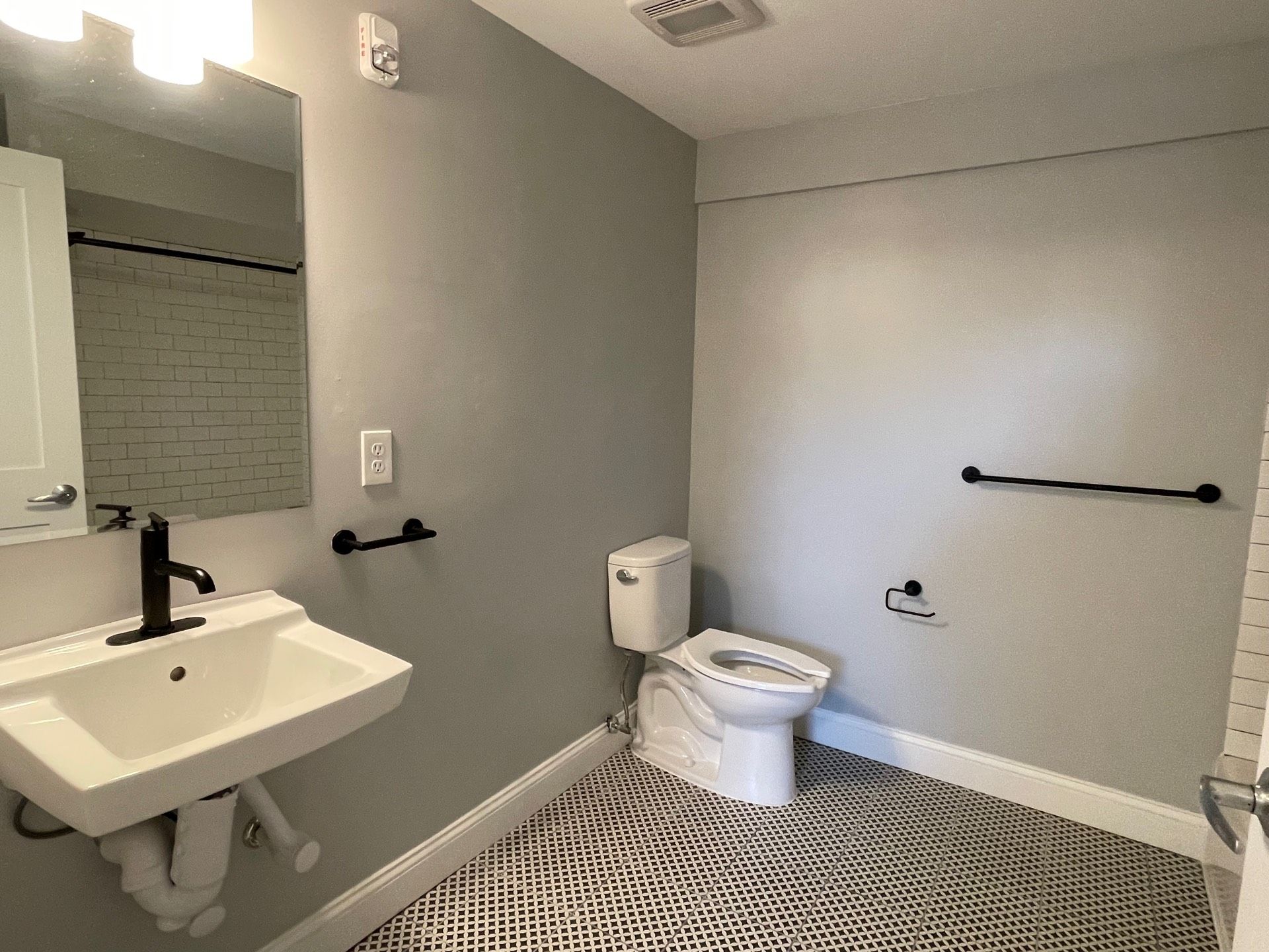 Photo 6 of 233 Lafayette St. Unit 22