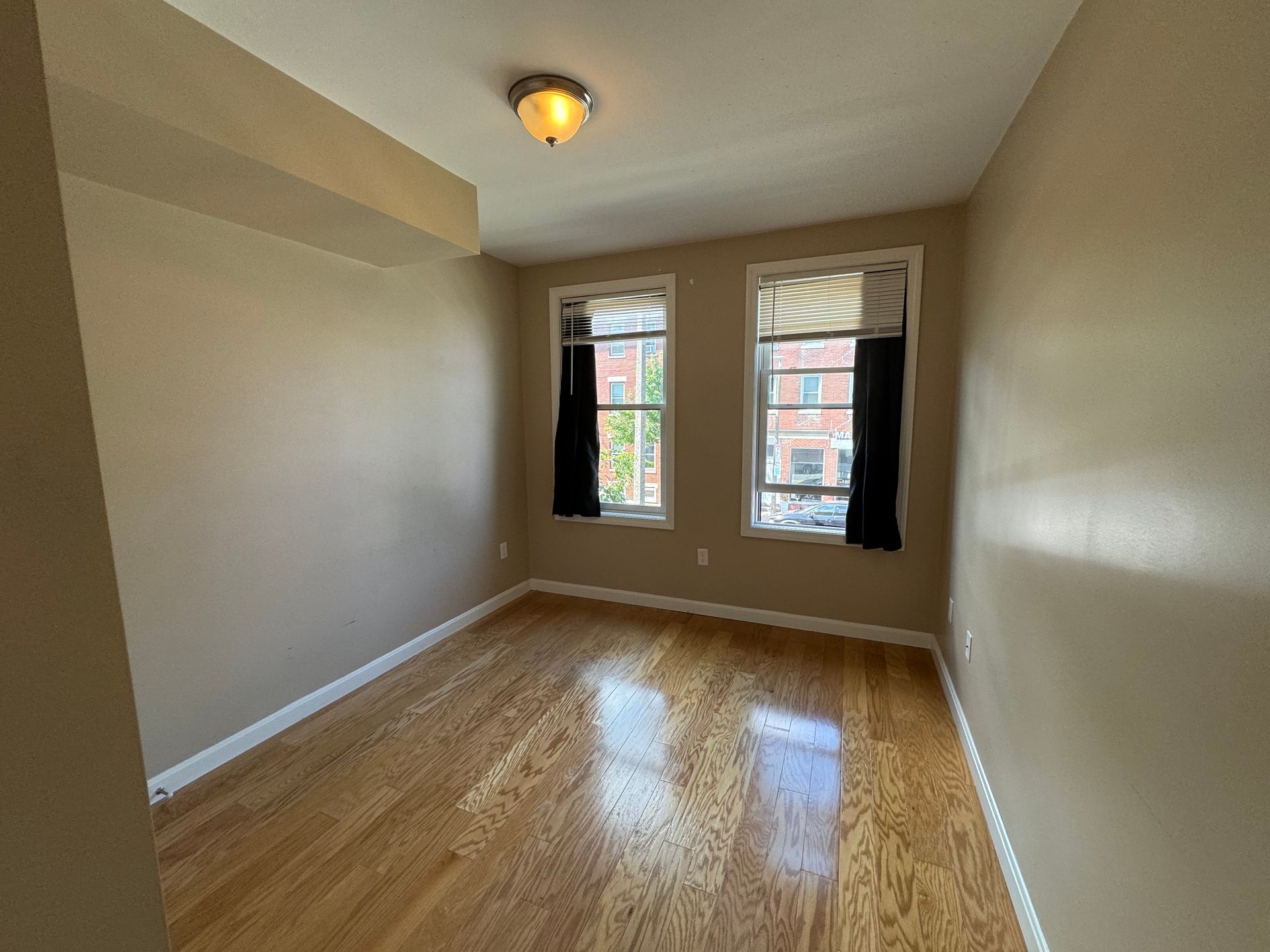 Photos of apartment on Chelsea St.,Boston MA 02128