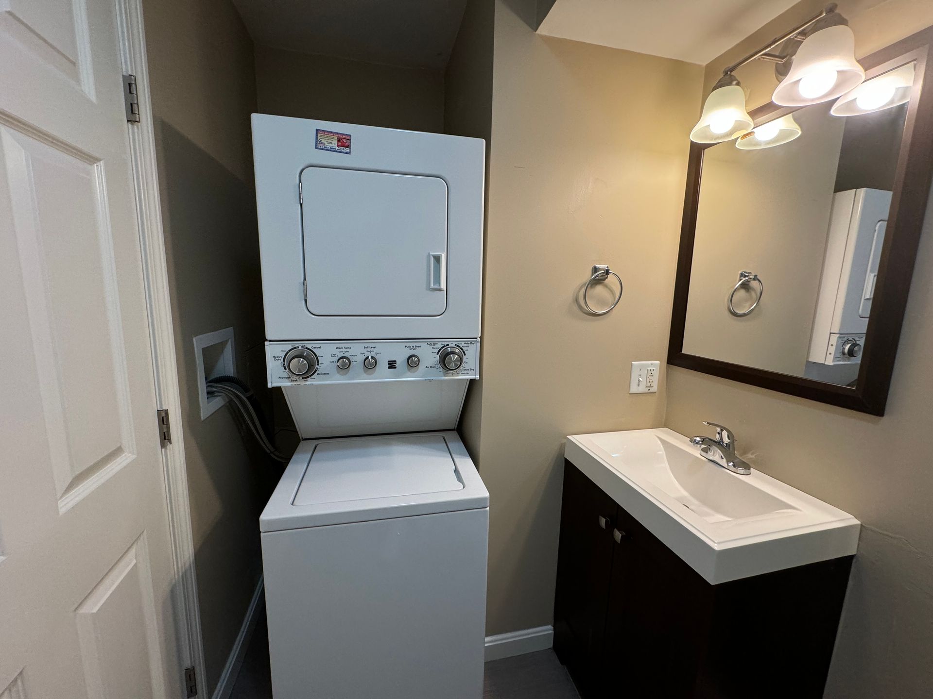 Photos of apartment on Chelsea St.,Boston MA 02128