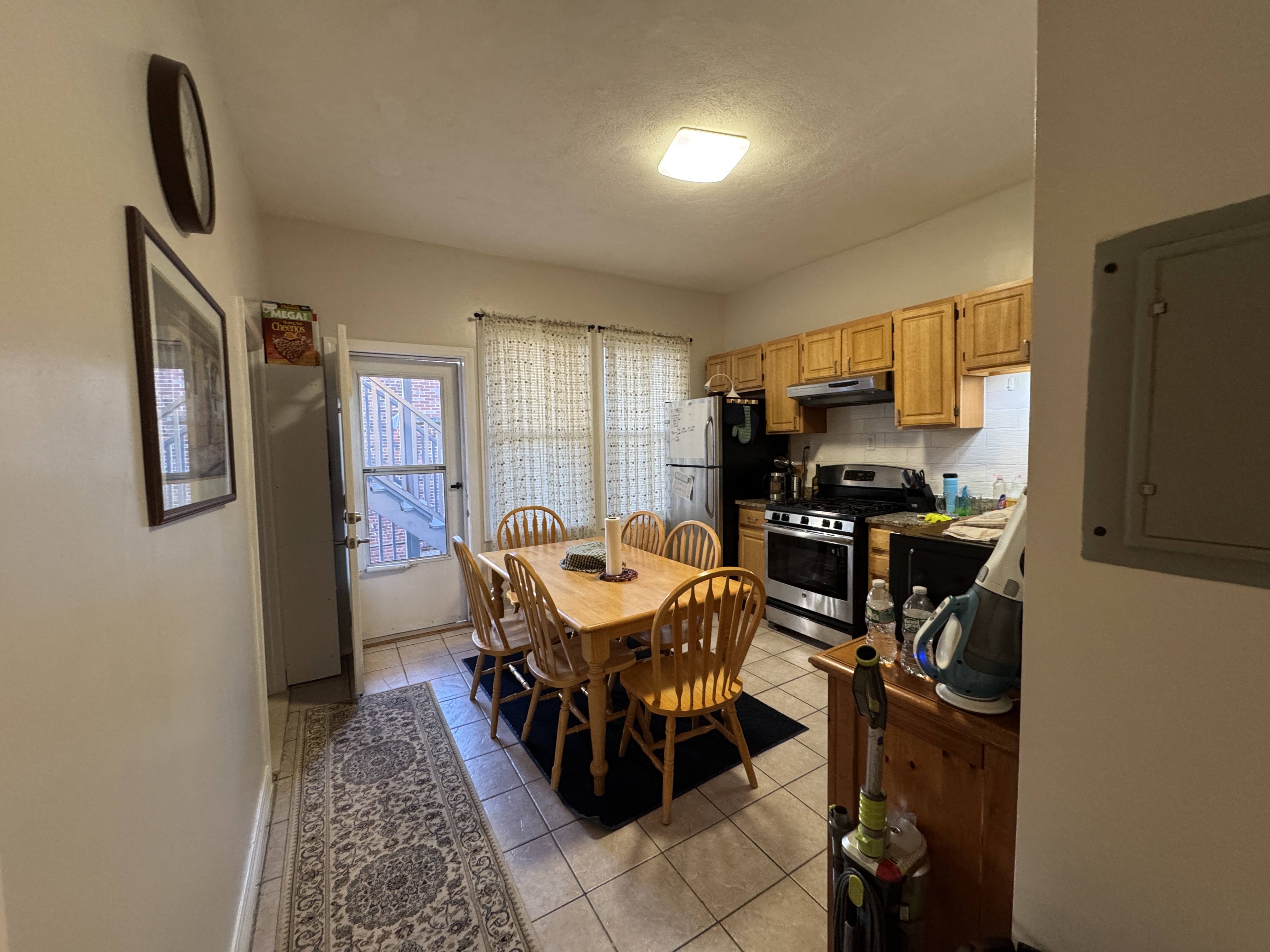 Photos of apartment on Chelsea St.,Boston MA 02128