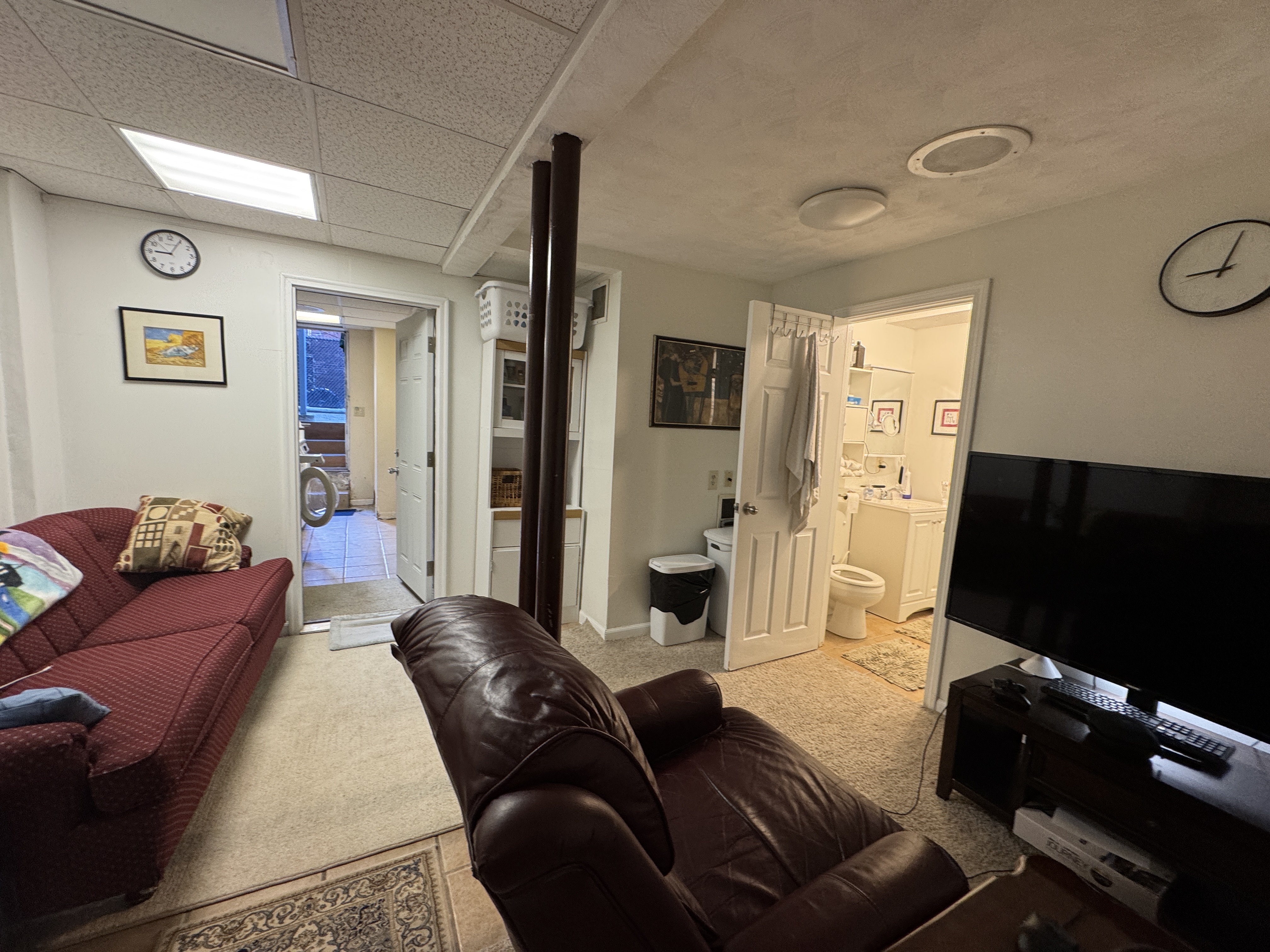 Photos of apartment on Chelsea St.,Boston MA 02128