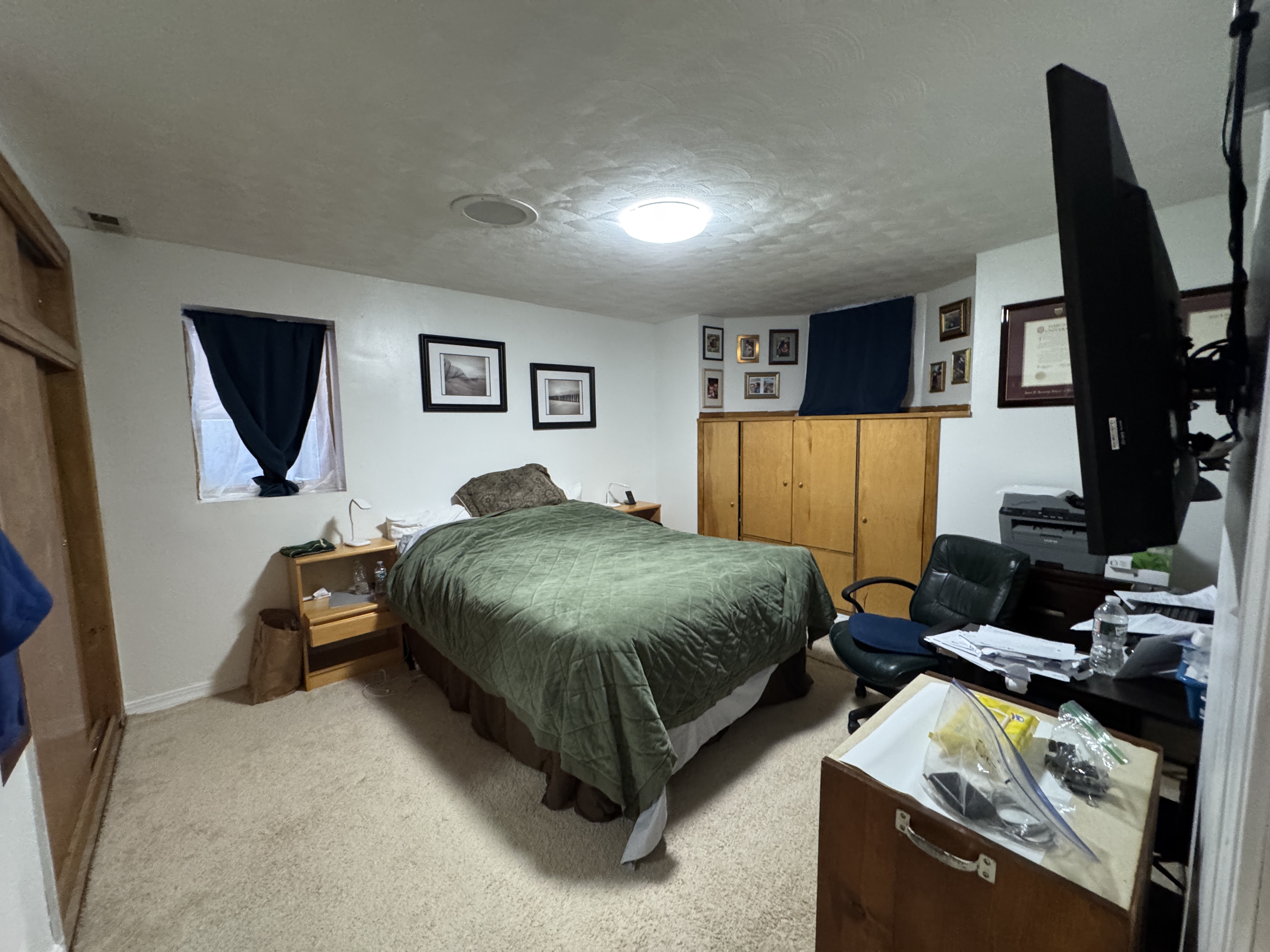 Photos of apartment on Chelsea St.,Boston MA 02128