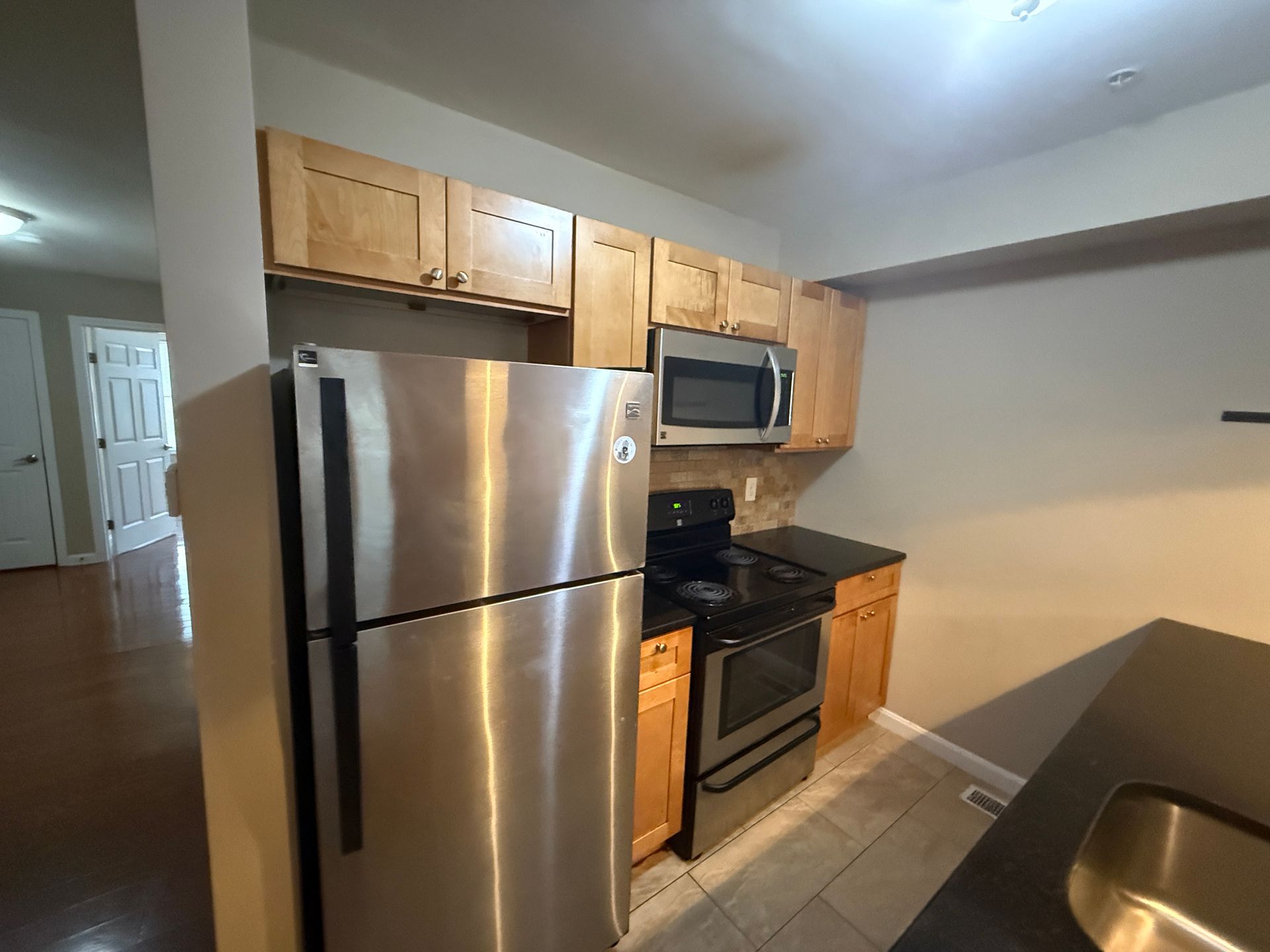 Photos of apartment on Chelsea St.,Boston MA 02128