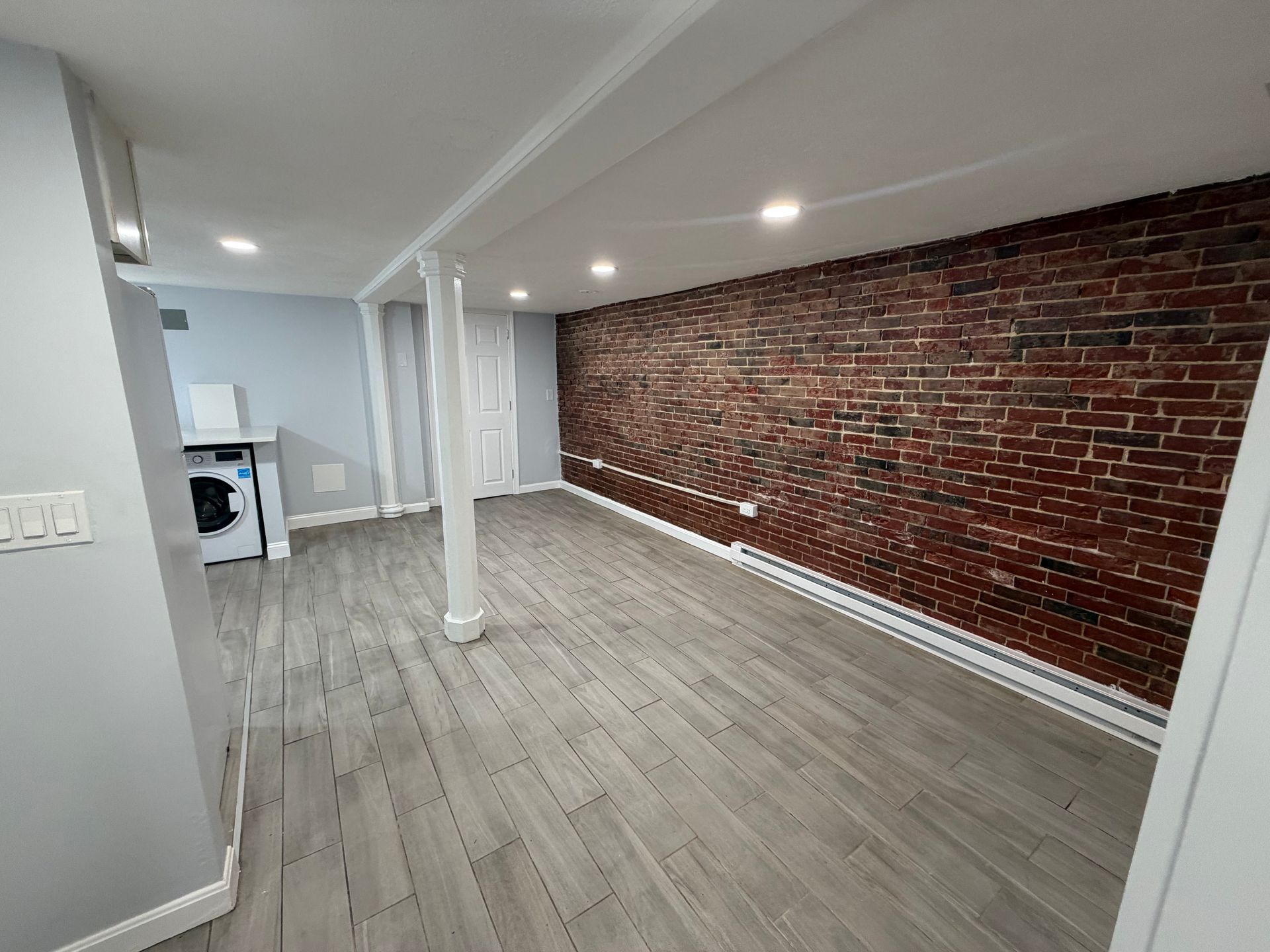 Photos of apartment on Chelsea St.,Boston MA 02128