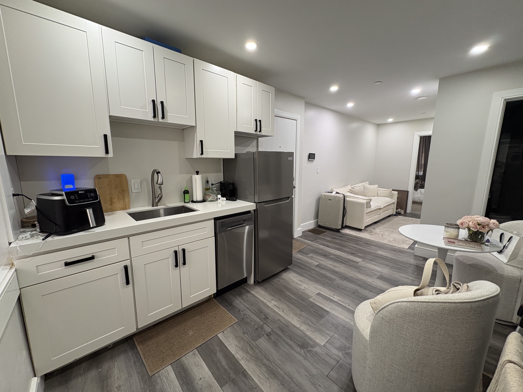 Photos of apartment on Sheafe St.,Boston MA 02113