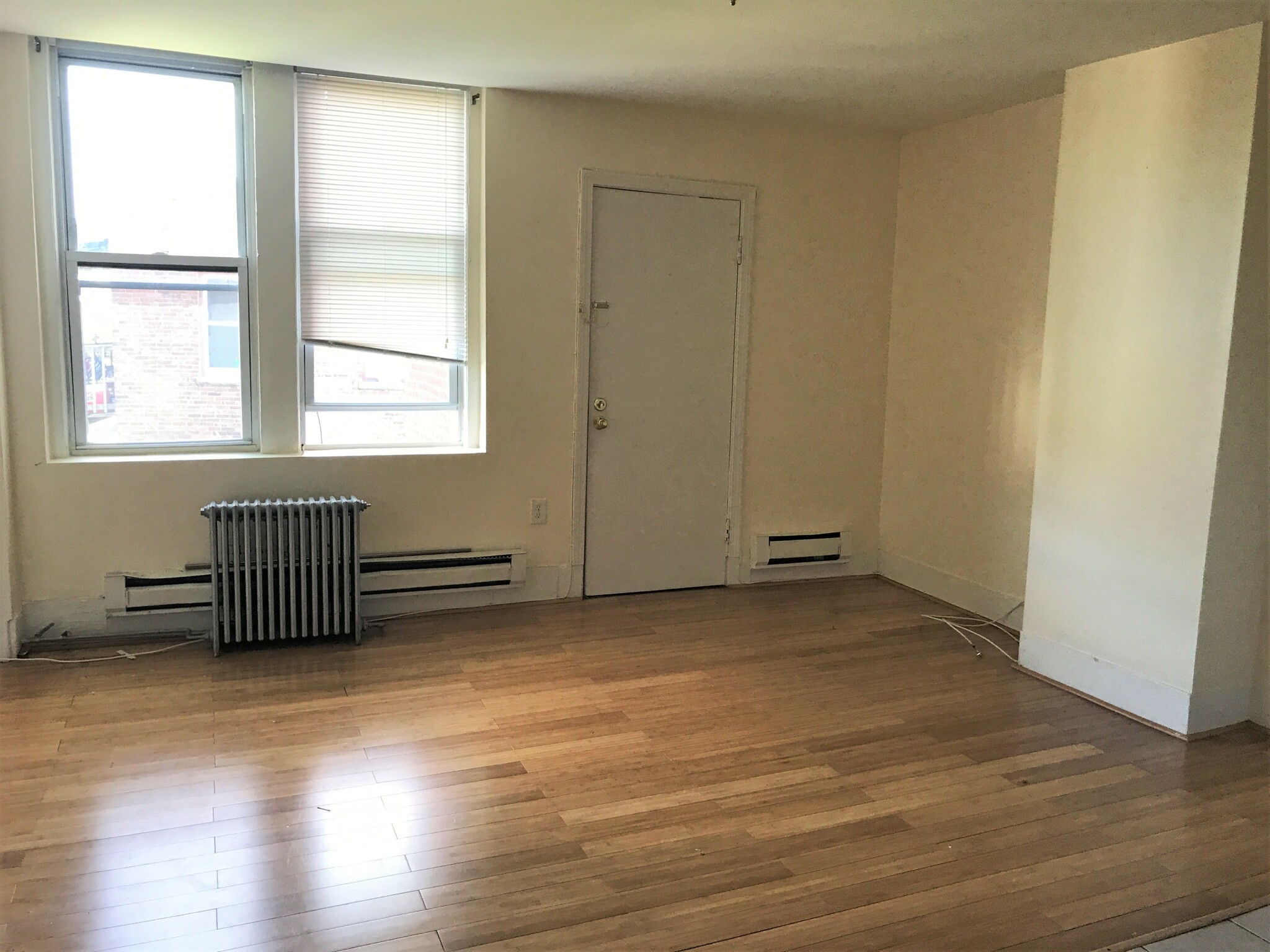 210 Maverick St, East Boston