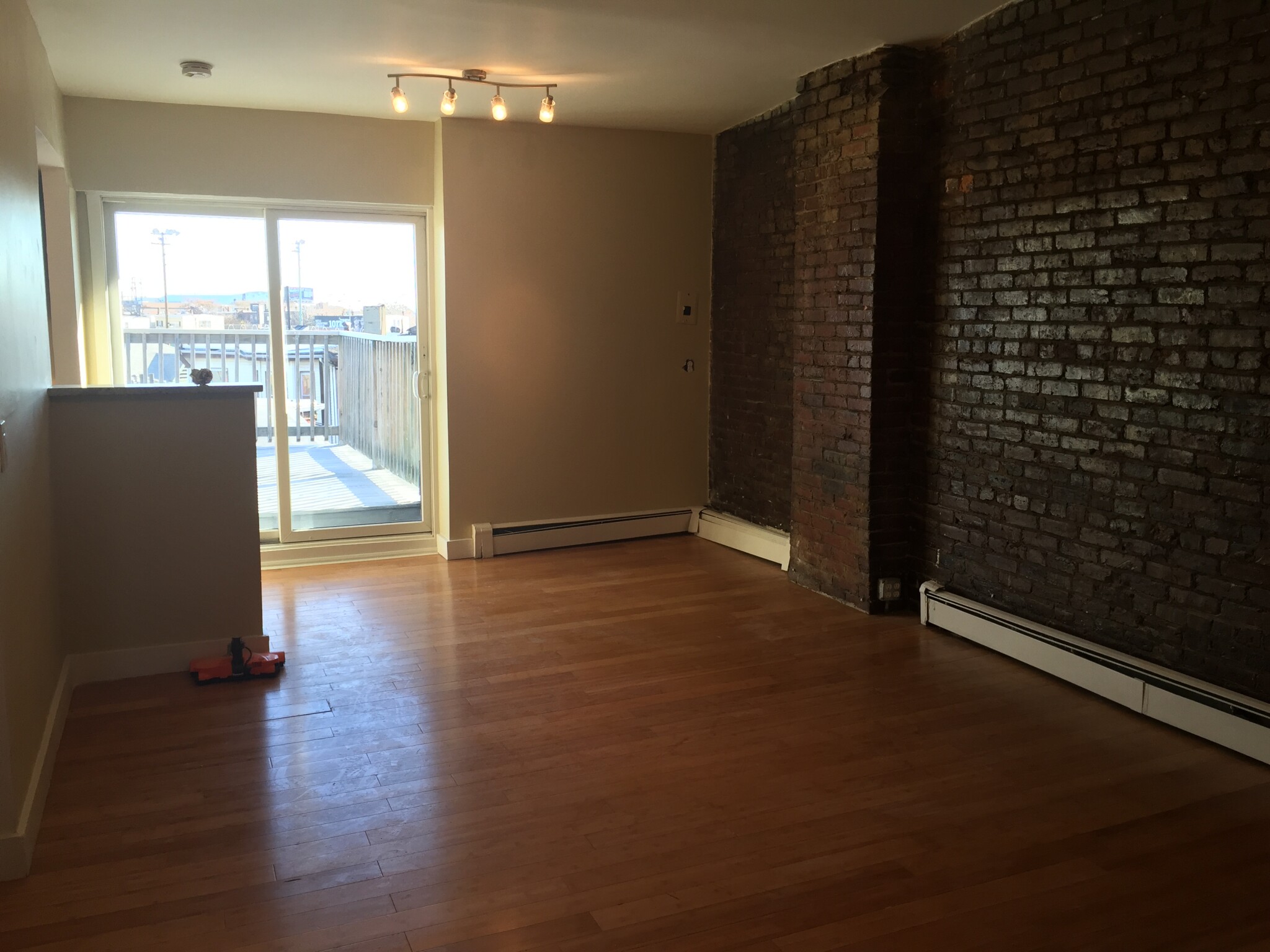 2 bed, 1 bath apartment for rent at 147 Meridian St Unit 5, East Boston — photo 6 of 11