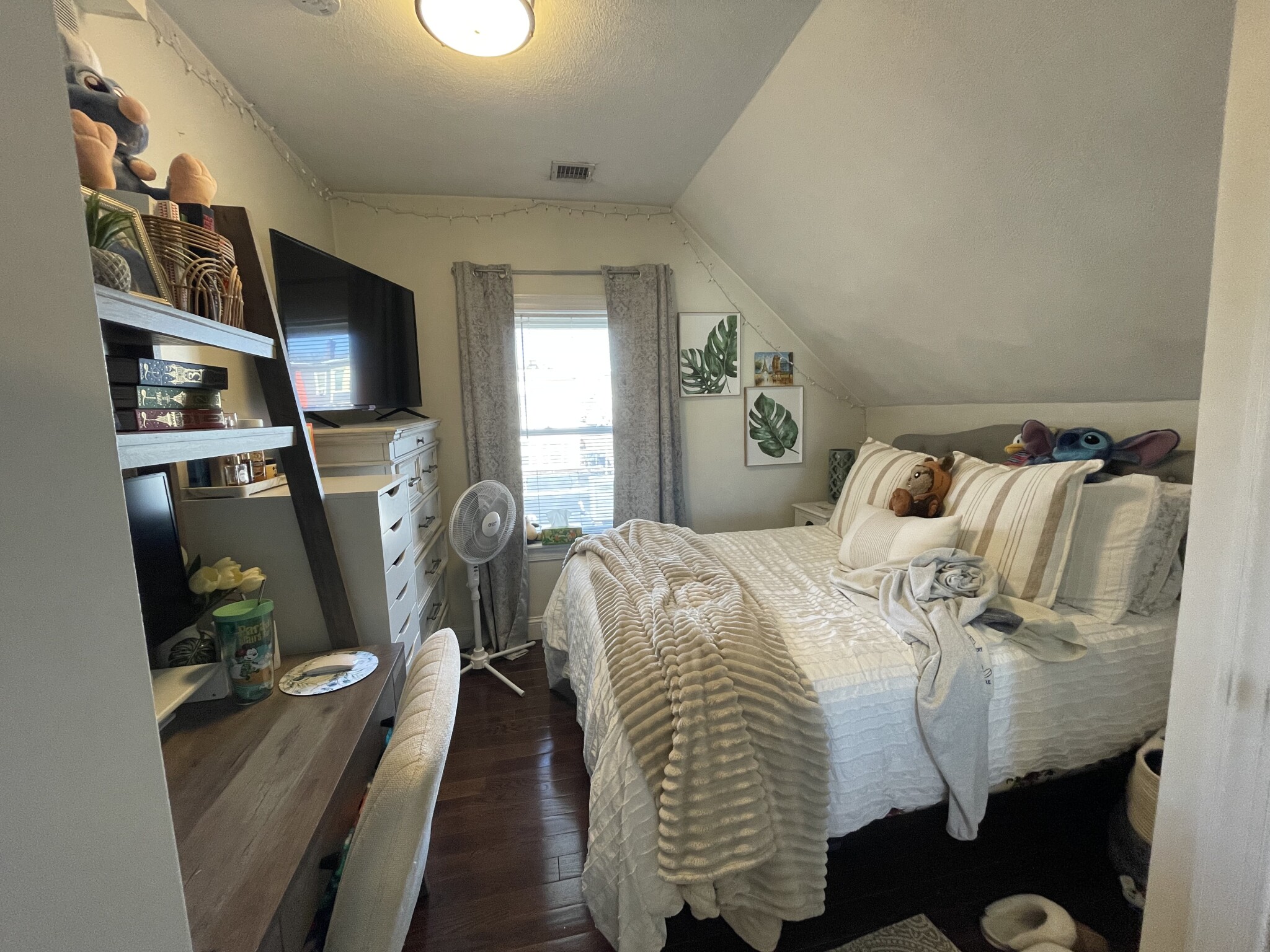 Photos of apartment on Brooks St.,Boston MA 02128