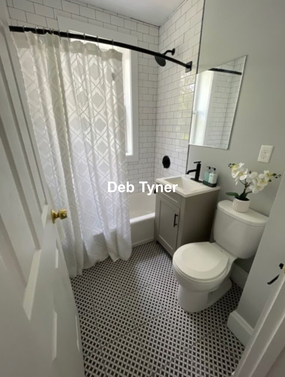 https://ygl-photos.s3.us-west-004.backblazeb2.com/3573W643de2e632010.jpg