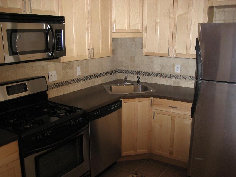 4 bed, 1 bath apartment for rent at 7 Saint Lukes Rd Unit 3, Allston — photo 11 of 11