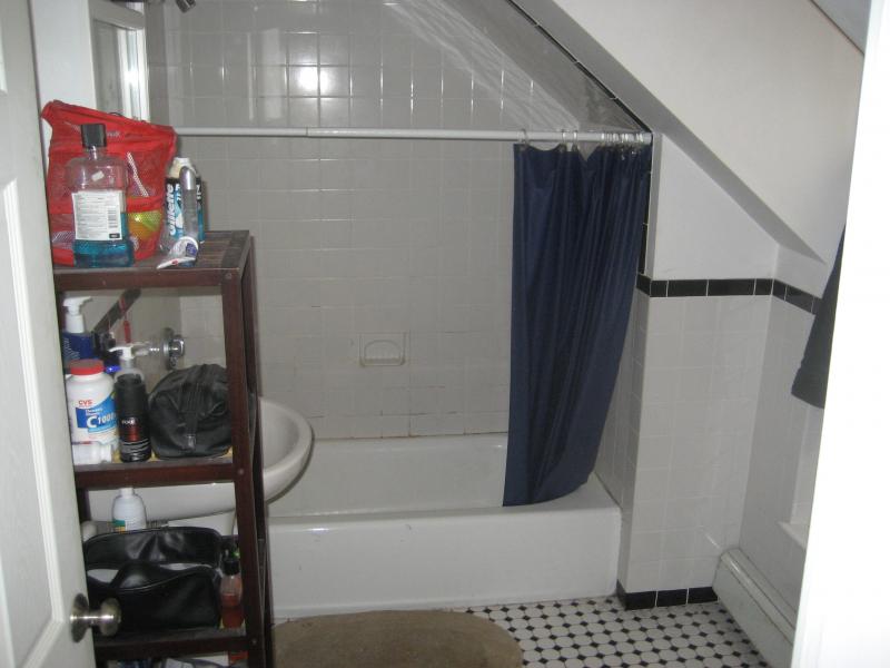 4 bed, 2 bath apartment for rent at 68 Chester St Unit 1, Allston — photo 20 of 20