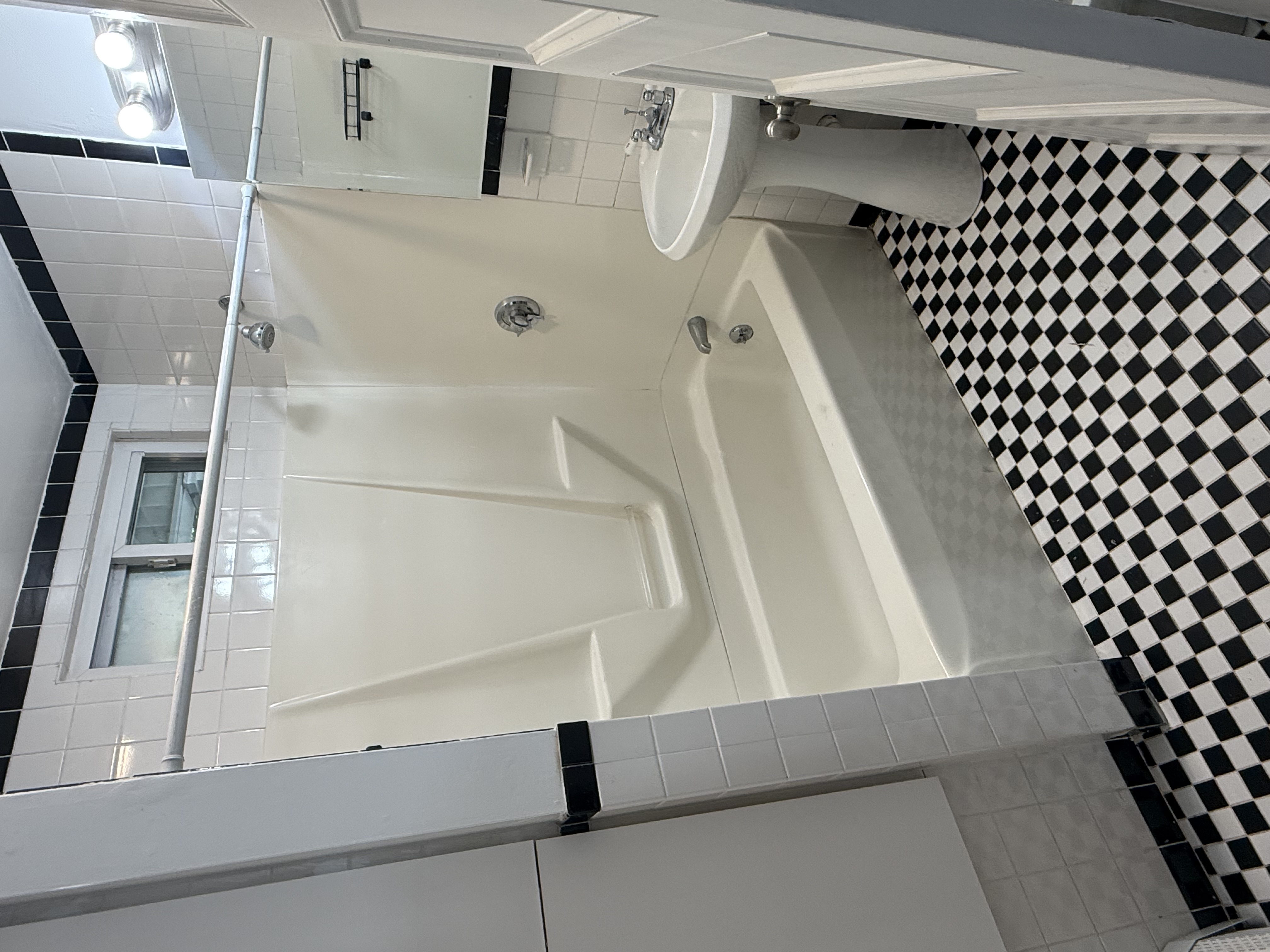 Photos of apartment on Brooks St.,Boston MA 02135