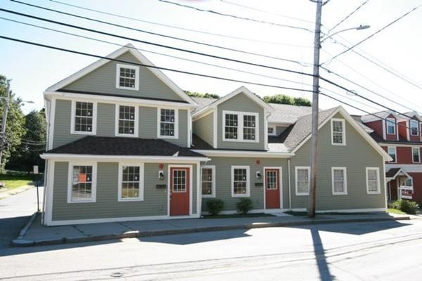 3 bed, 1.5 bath apartment for rent at 1018 Chestnut St Unit 1, Newton — photo 2 of 17