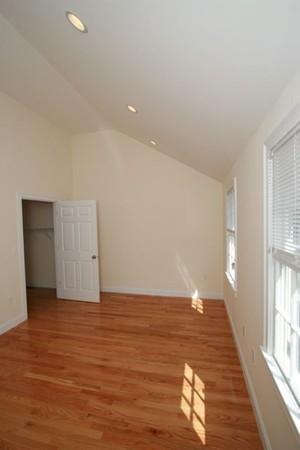 3 bed, 1.5 bath apartment for rent at 1018 Chestnut St Unit 1, Newton — photo 7 of 17