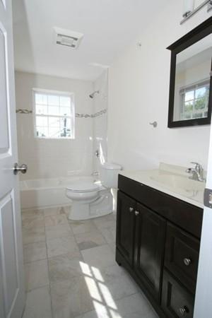3 bed, 1.5 bath apartment for rent at 1018 Chestnut St Unit 1, Newton — photo 10 of 17