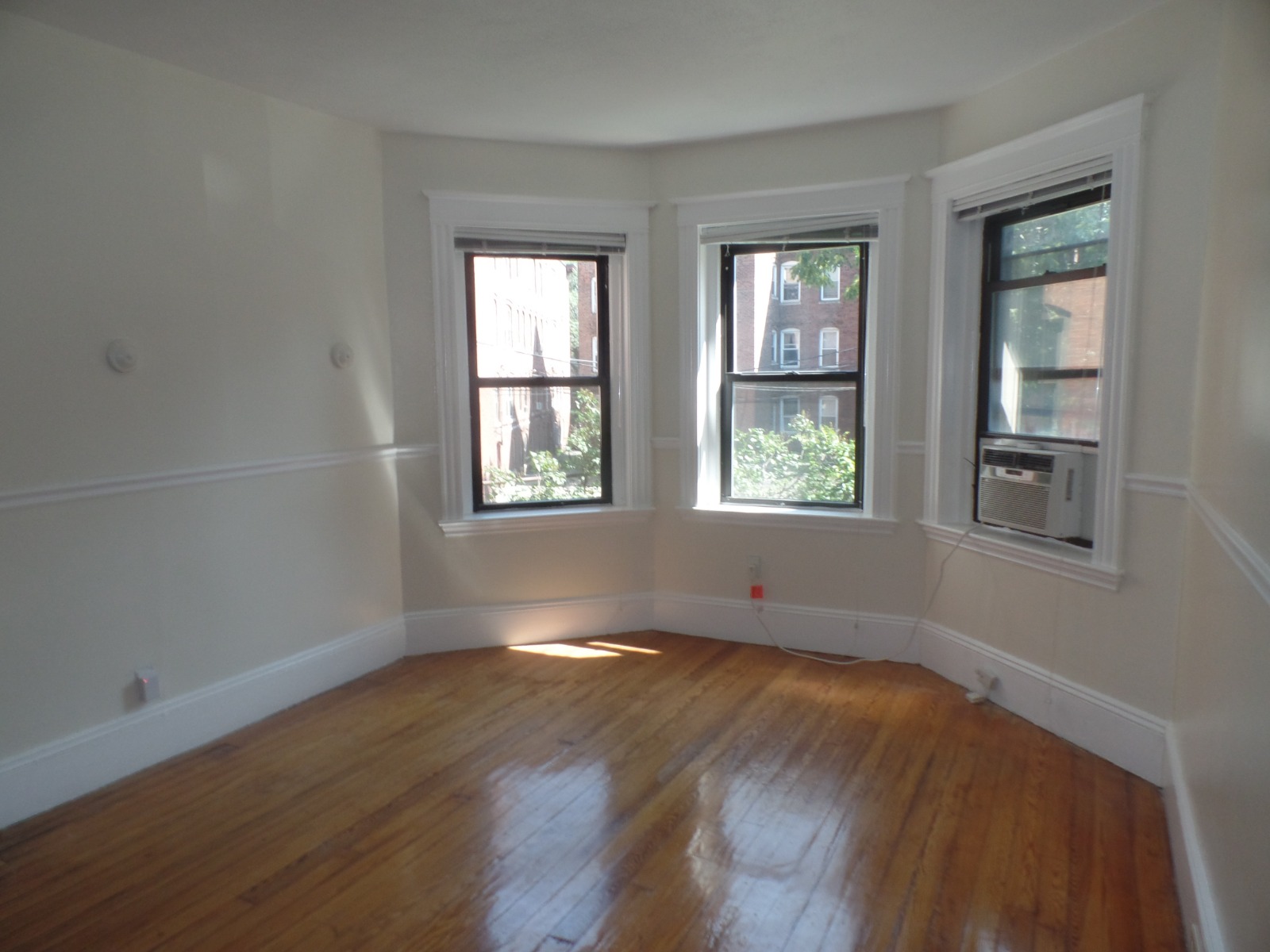 1855 Beacon St, Washington Square