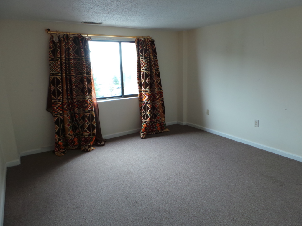 Photos of apartment on 9th St.,Medford MA 02155
