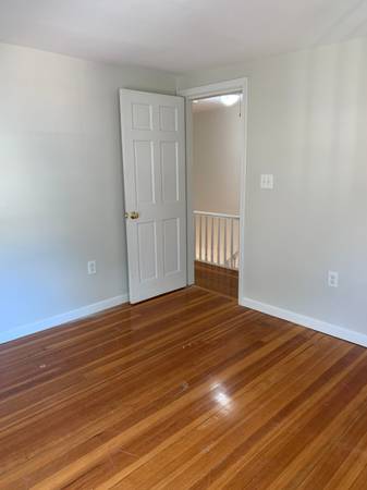 5 bed, 3 bath apartment for rent at 32 Channing St Unit 1, Newton — photo 41 of 46