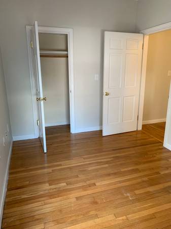 5 bed, 3 bath apartment for rent at 32 Channing St Unit 1, Newton — photo 42 of 46