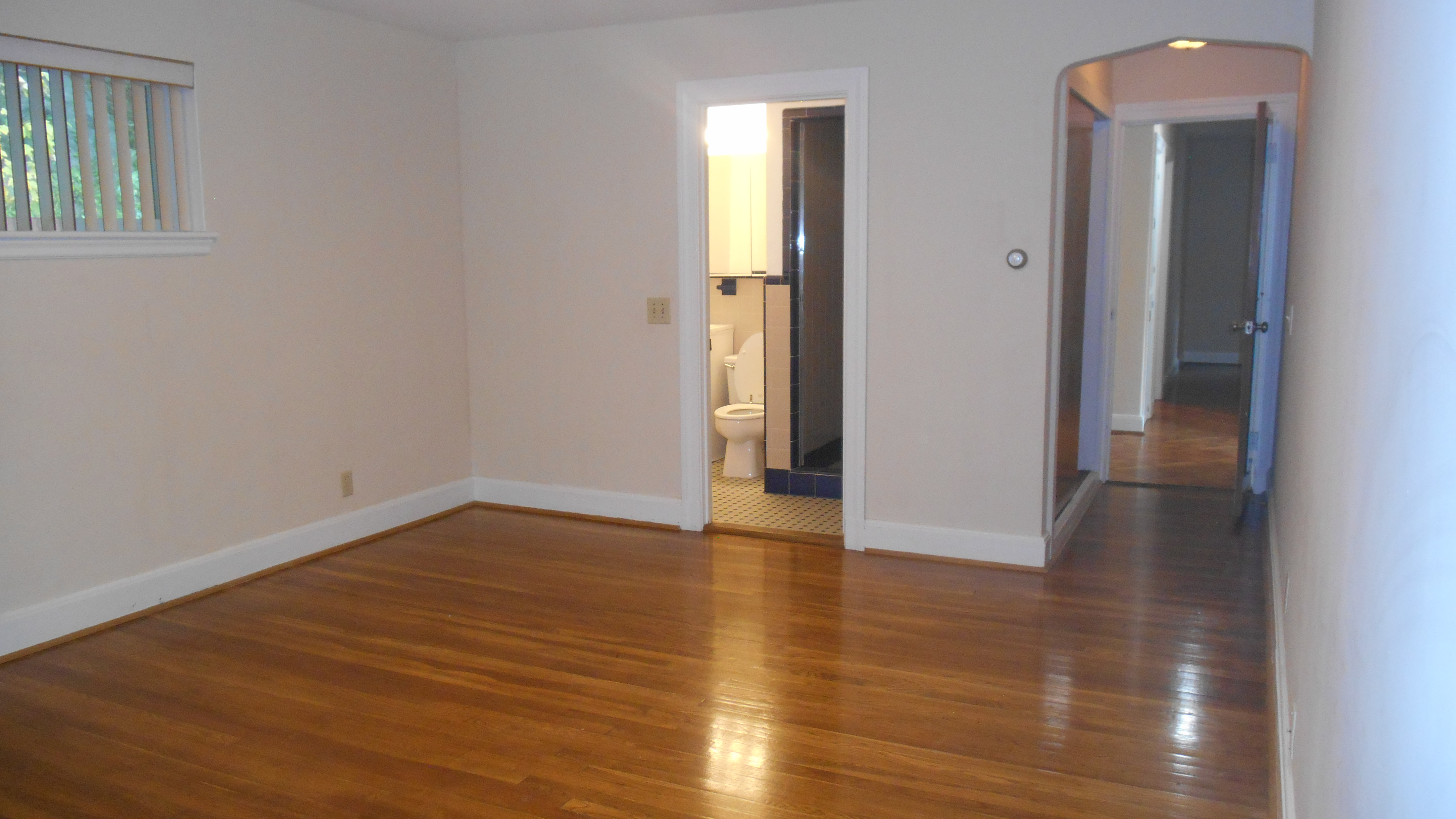 4 bed, 3.5 bath apartment for rent at 85 Stuart Rd, Newton — photo 7 of 22