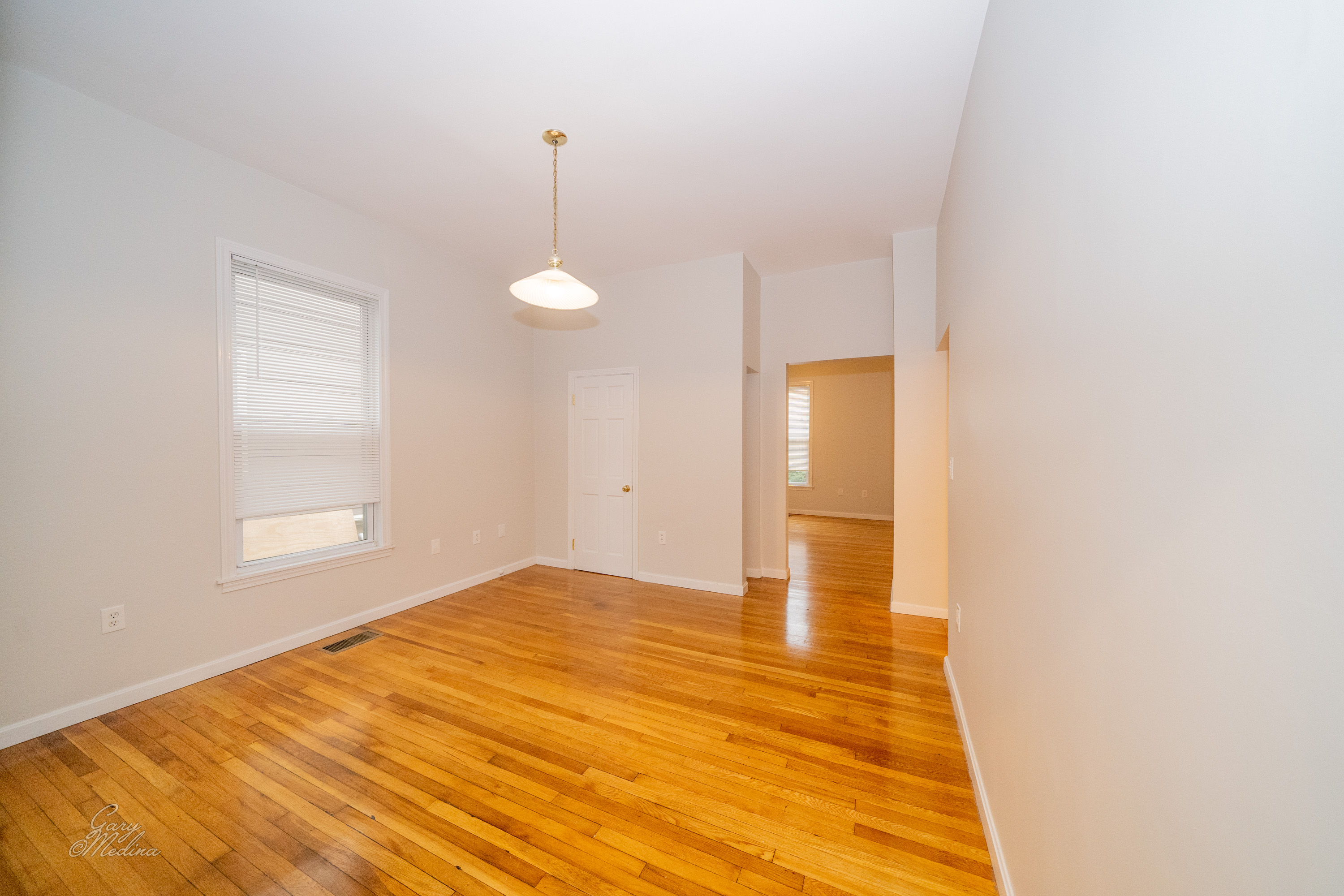 5 bed, 3 bath apartment for rent at 32 Channing St Unit 1, Newton — photo 18 of 46