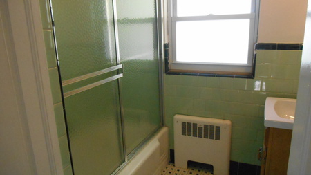 15 Payne Rd, Newton Highlands