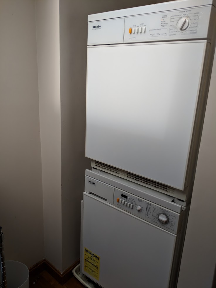 27 Milton Ave, Newton