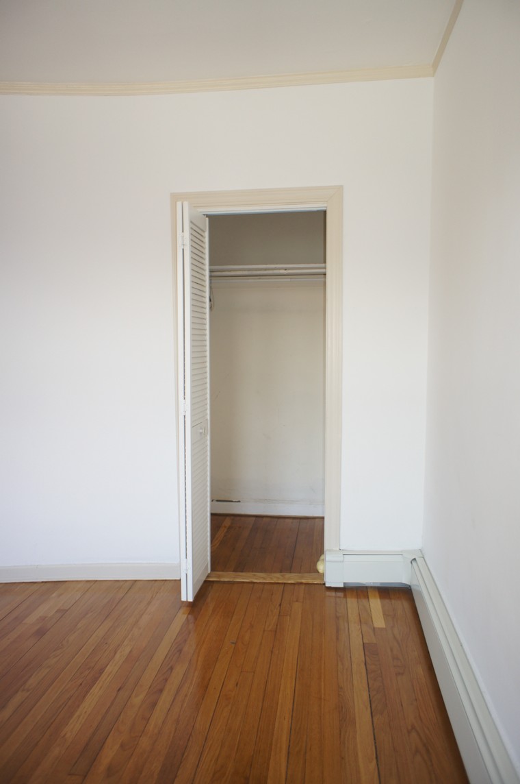 4 bed, 1 bath apartment for rent at 1661 Commonwealth Ave Unit 4, Brighton — photo 14 of 23