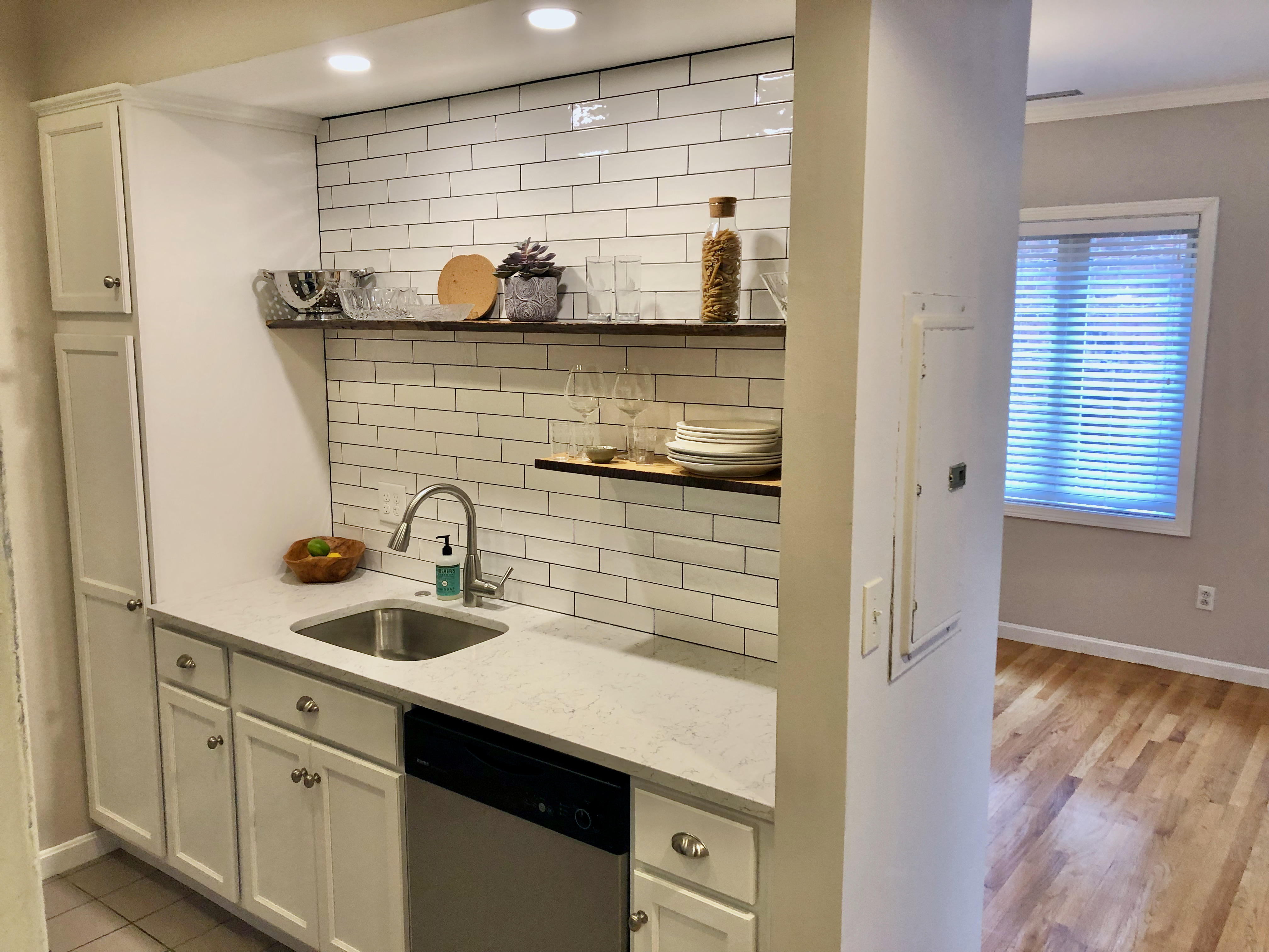 1 bed, 1 bath apartment for rent at 110 Strathmore Rd Unit 303, Brighton — photo 2 of 8