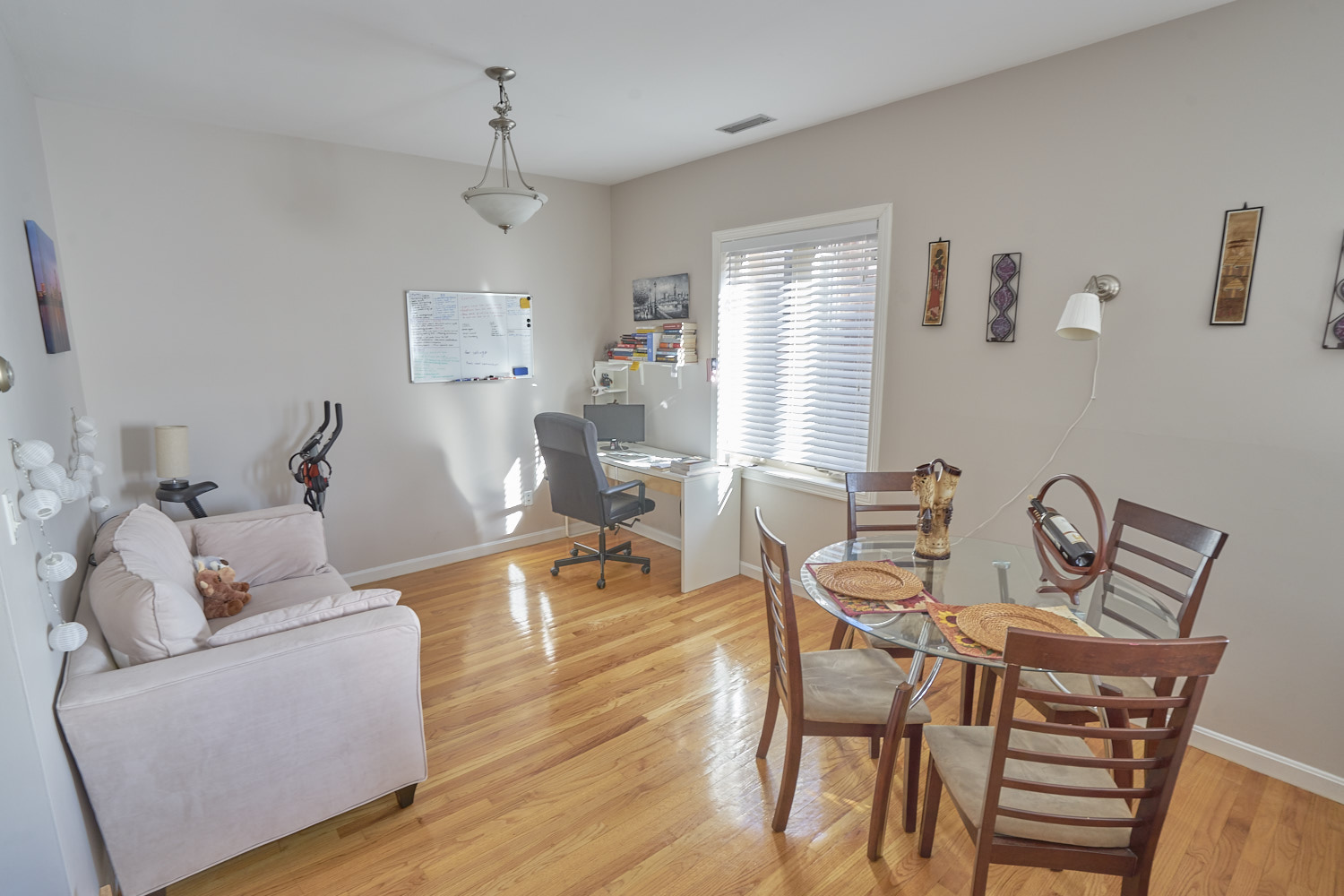 1 bed, 1 bath apartment for rent at 110 Strathmore Rd Unit 303, Brighton — photo 5 of 8